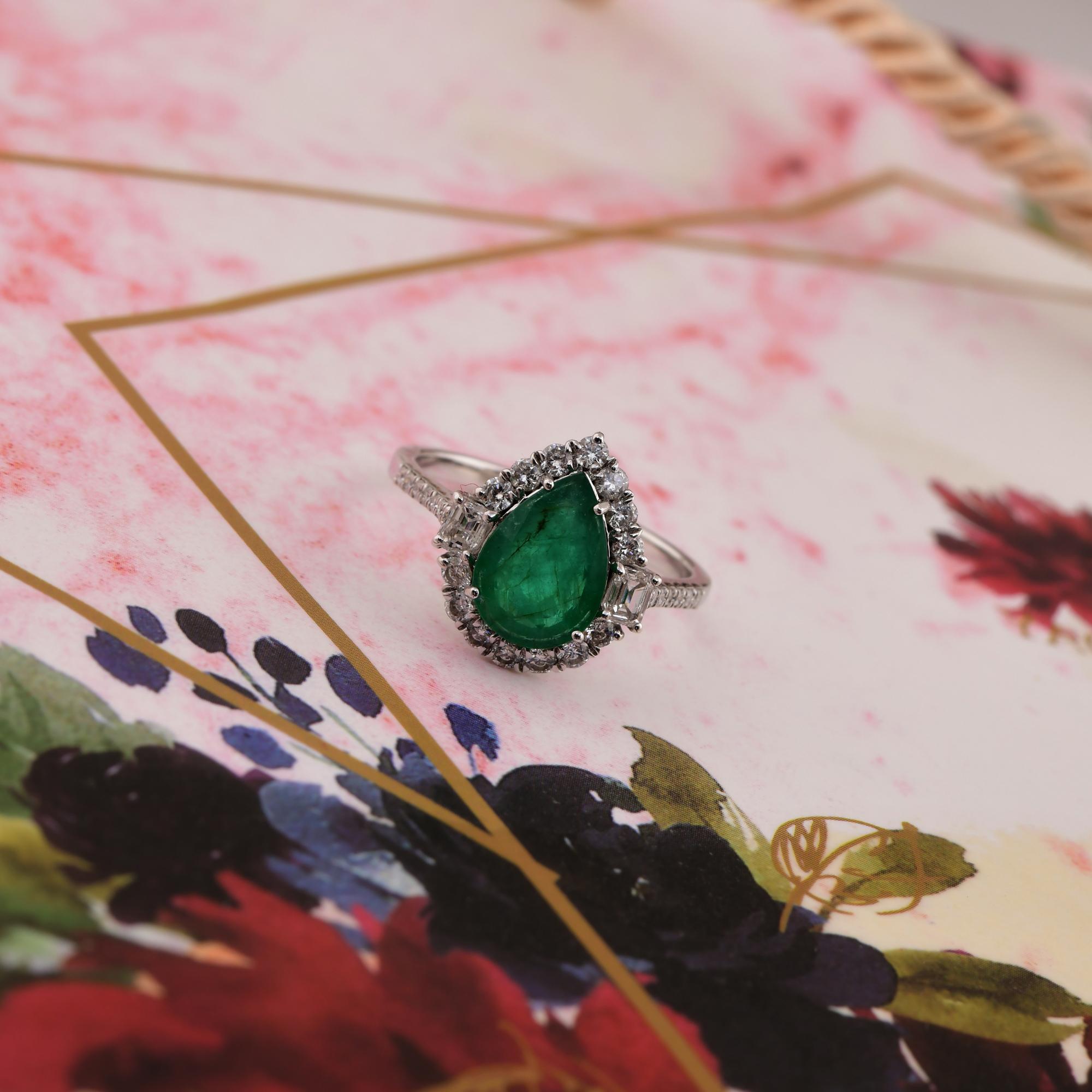 Pear Zambian Emerald Gemstone Ring Diamond 14 Karat White Gold Handmade Jewelry For Sale 2