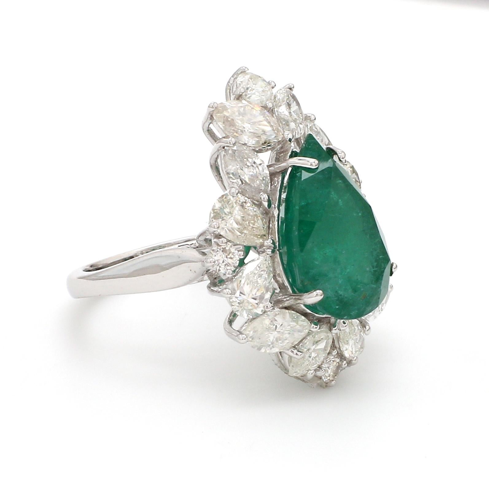 For Sale:  Pear Natural Emerald Gemstone Ring Diamond Solid 18k White Gold Fine Jewelry 2