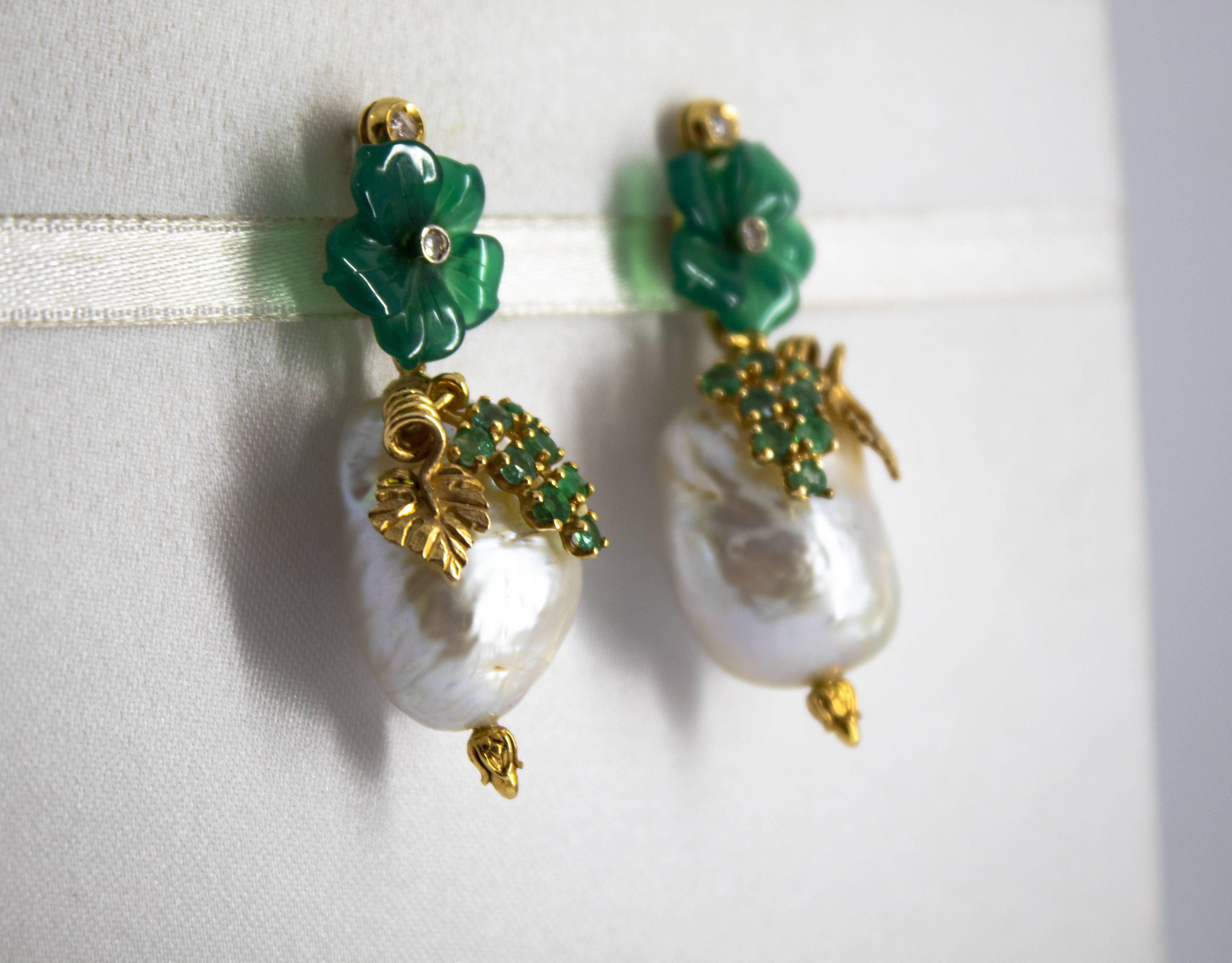 Renaissance Pearl 0.90 Carat Emerald Agate 0.12 Carat White Diamond Yellow Gold Earrings