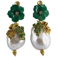 Pearl 0.90 Carat Emerald Agate 0.12 Carat White Diamond Yellow Gold Earrings