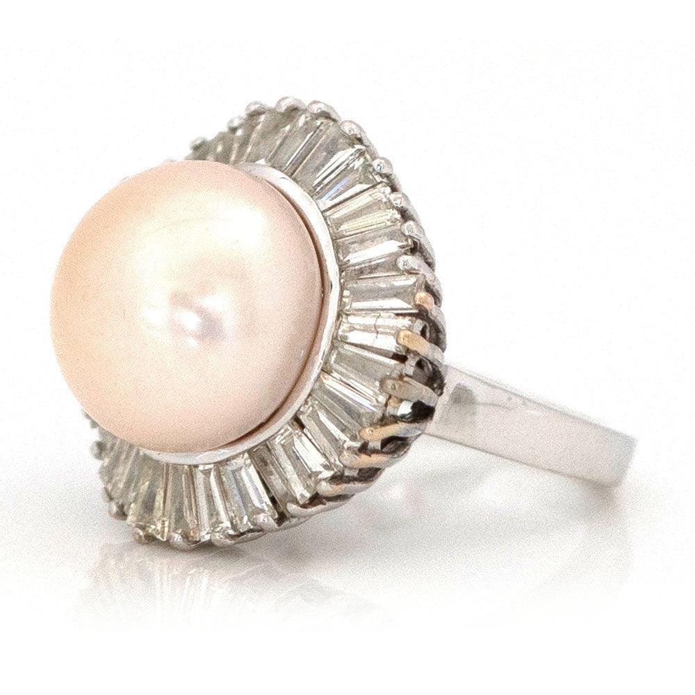 Women's Pearl 2.35ct Diamond 18ct White Gold Ballerina Ring For Sale