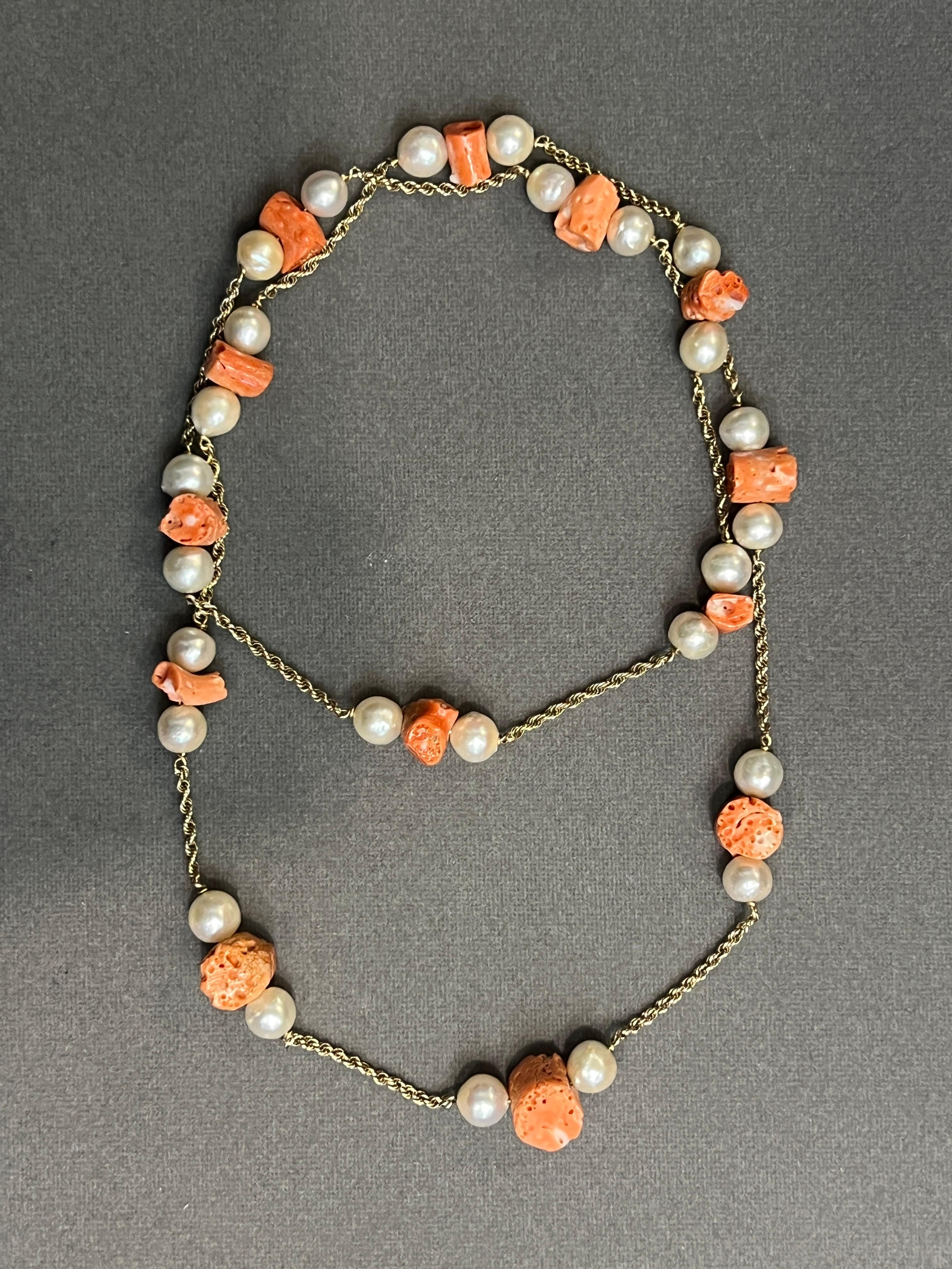 Collana di perle e corallo in vendita 3
