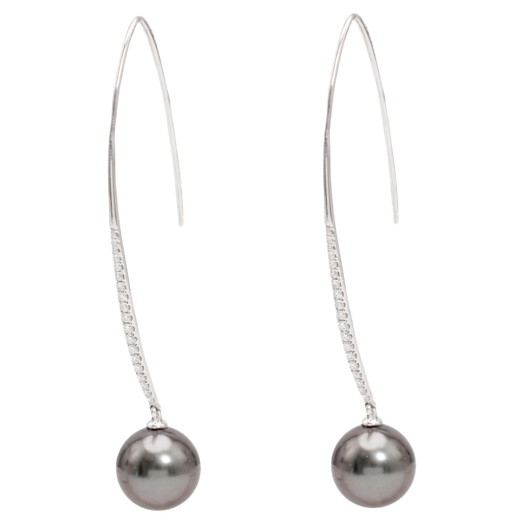 Pearl and Diamond 18k White Gold Earrings For Sale
