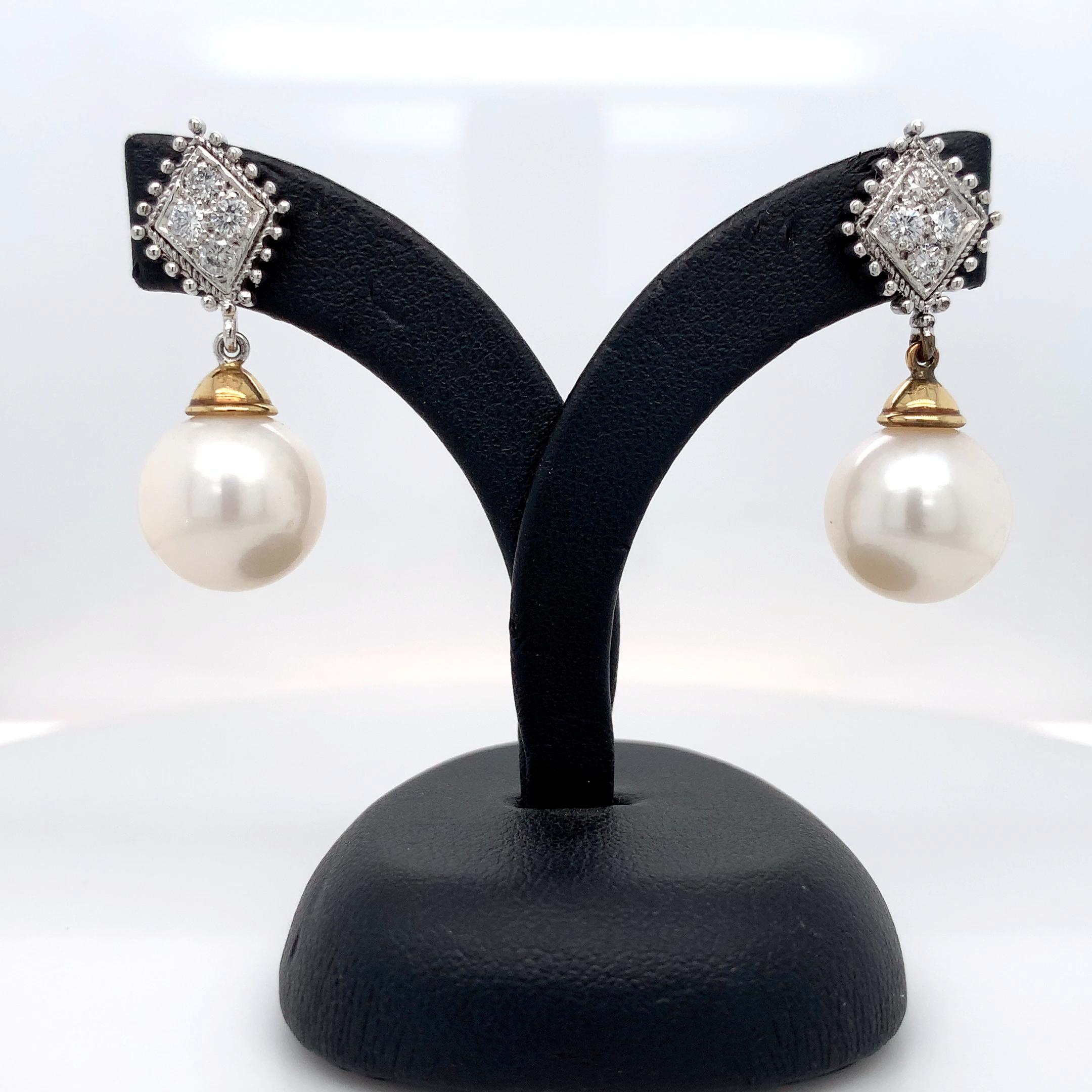 Pearl and diamond art deco drop earrings 18k gold In New Condition For Sale In London, GB
