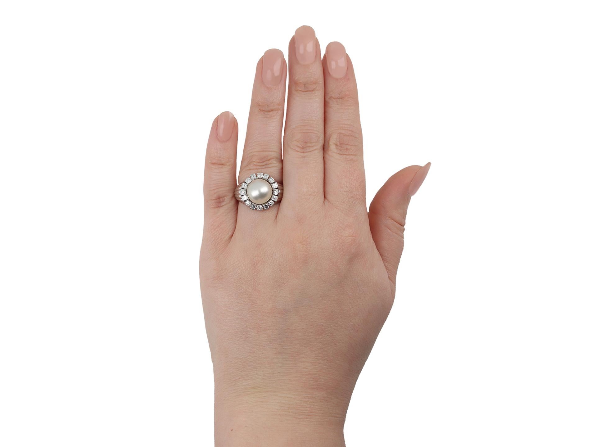 Perlen- und Diamant-Cluster-Ring von W. A. Bolin, Schwedisch, 1960 (Retro) im Angebot