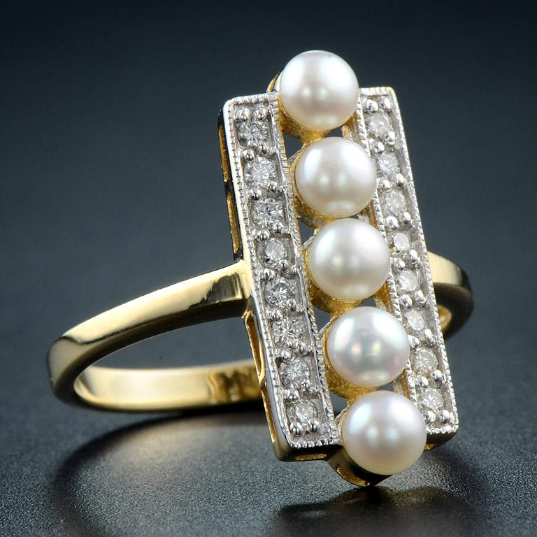 Round Cut Pearl and Diamond Five Stone Ring in 10K Yellow Gold For Sale