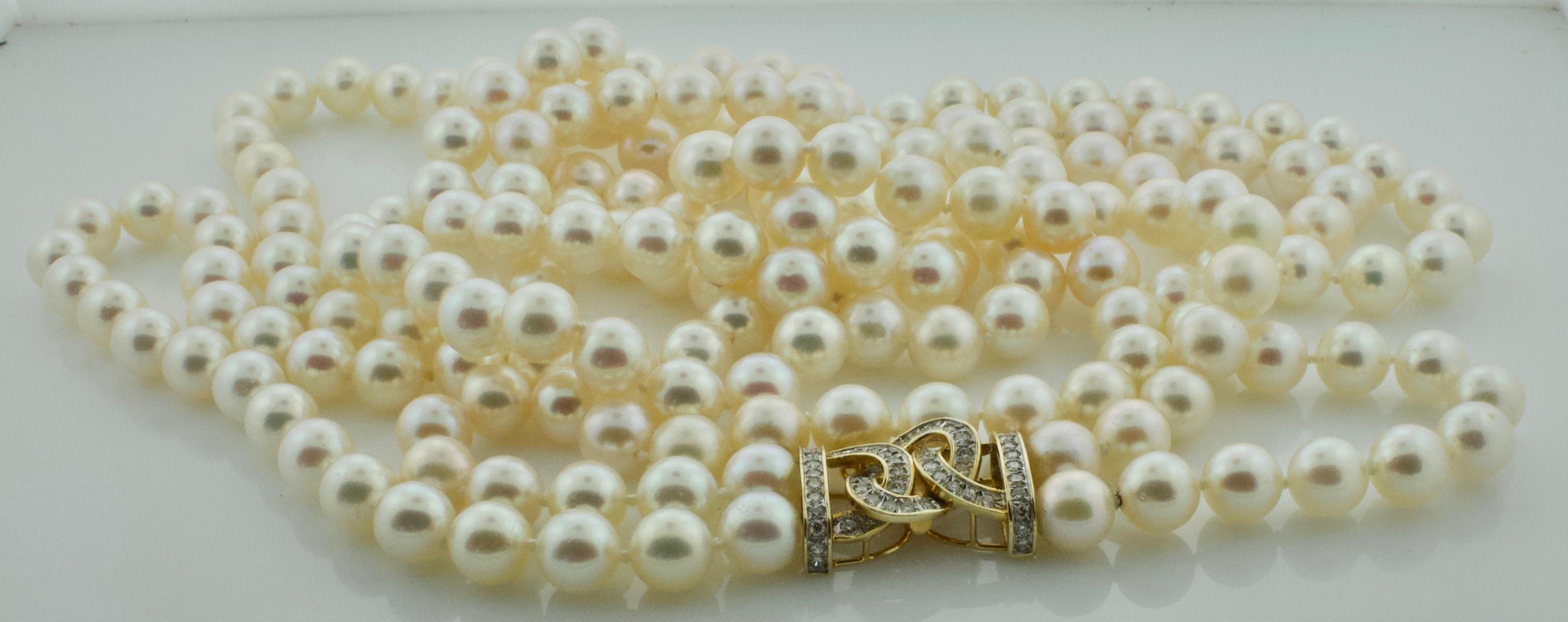 Taglio rotondo Collana con perle e diamanti a doppia lunghezza in oro giallo in vendita