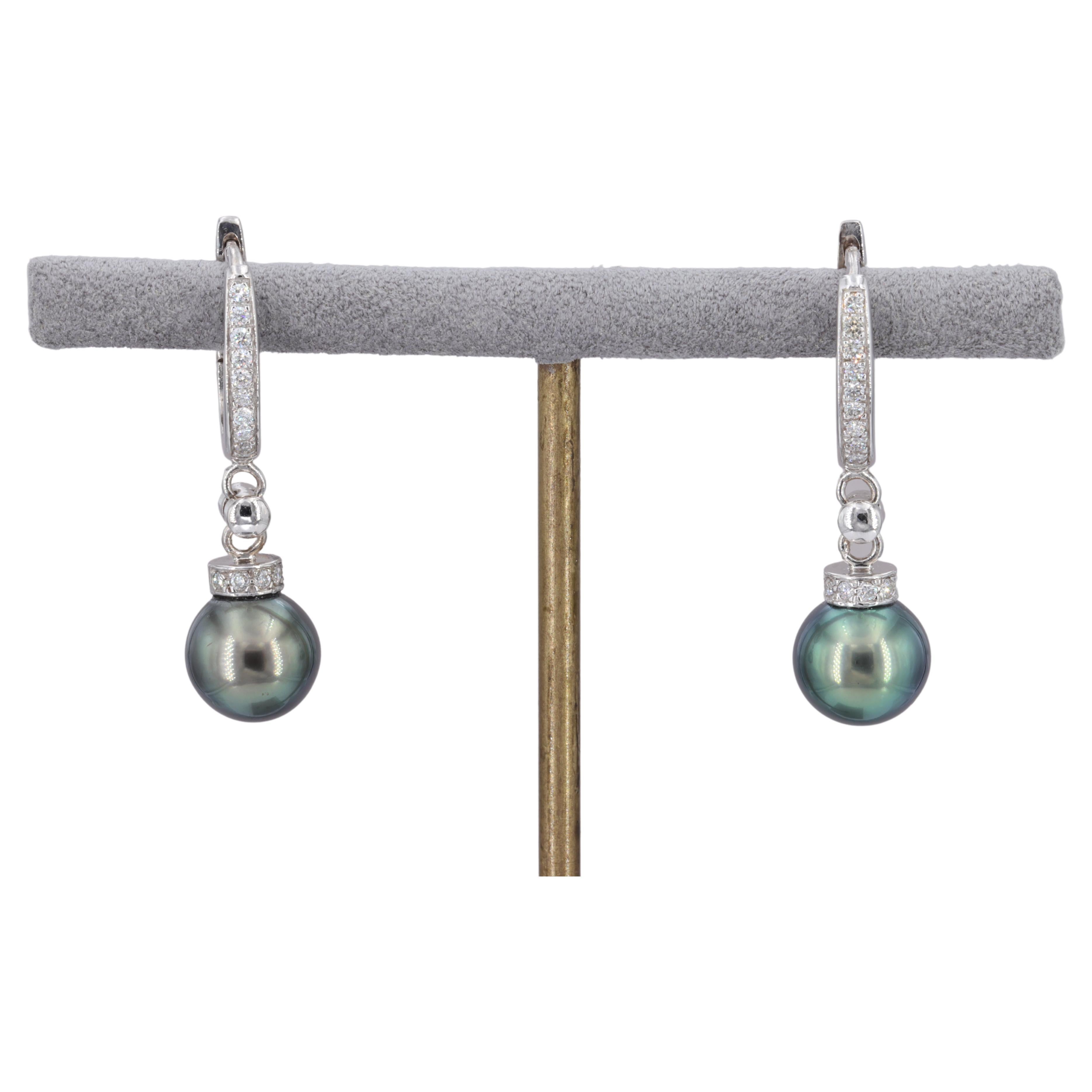 Boucles d'oreilles pendantes perles et diamants