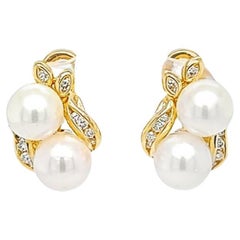 Pearl and Diamond Earrings in Yellow Gold