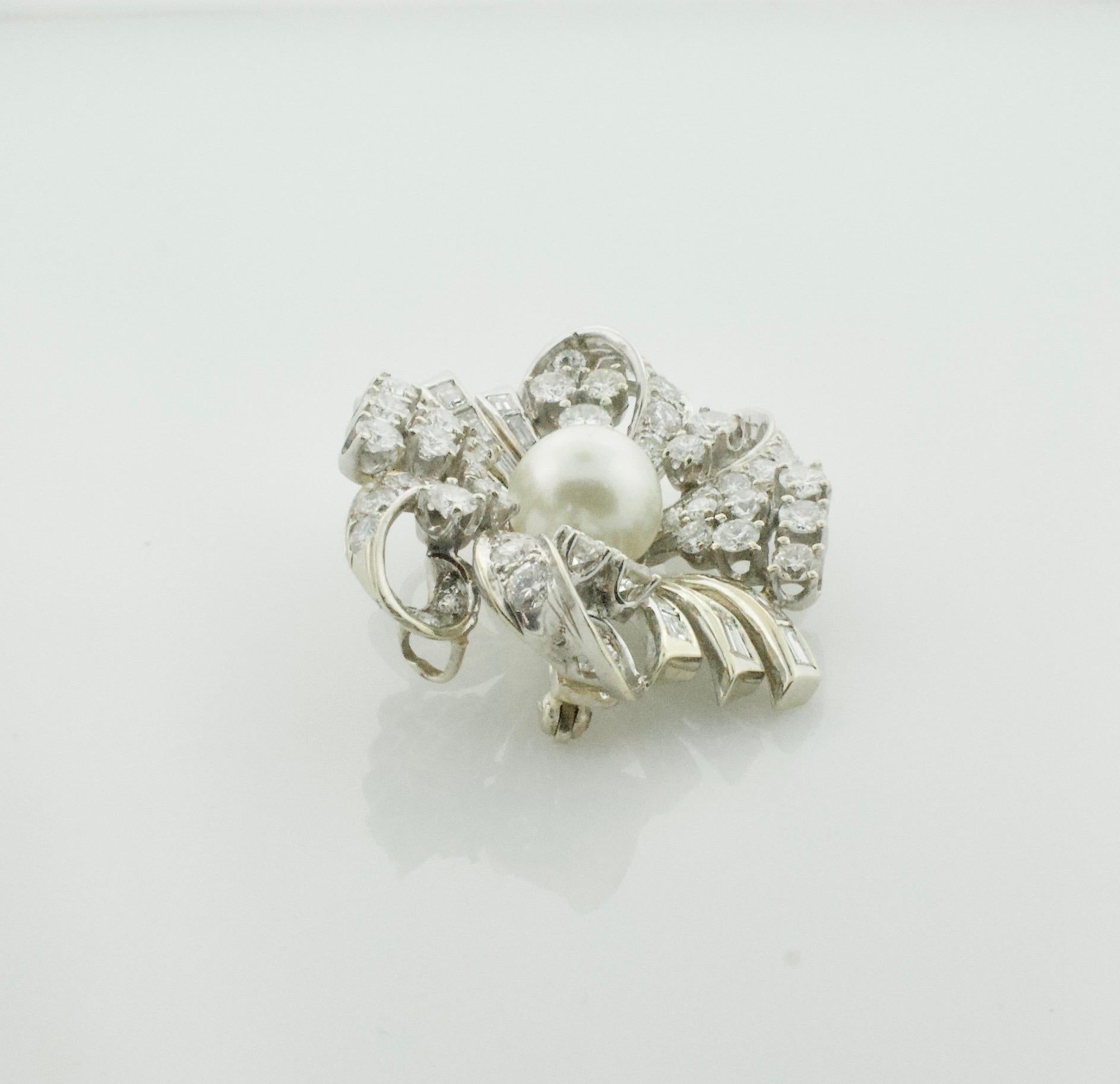 Women's or Men's Pearl and Diamond Necklace, Brooch circa 1950's in White Gold 5.35 Carats For Sale