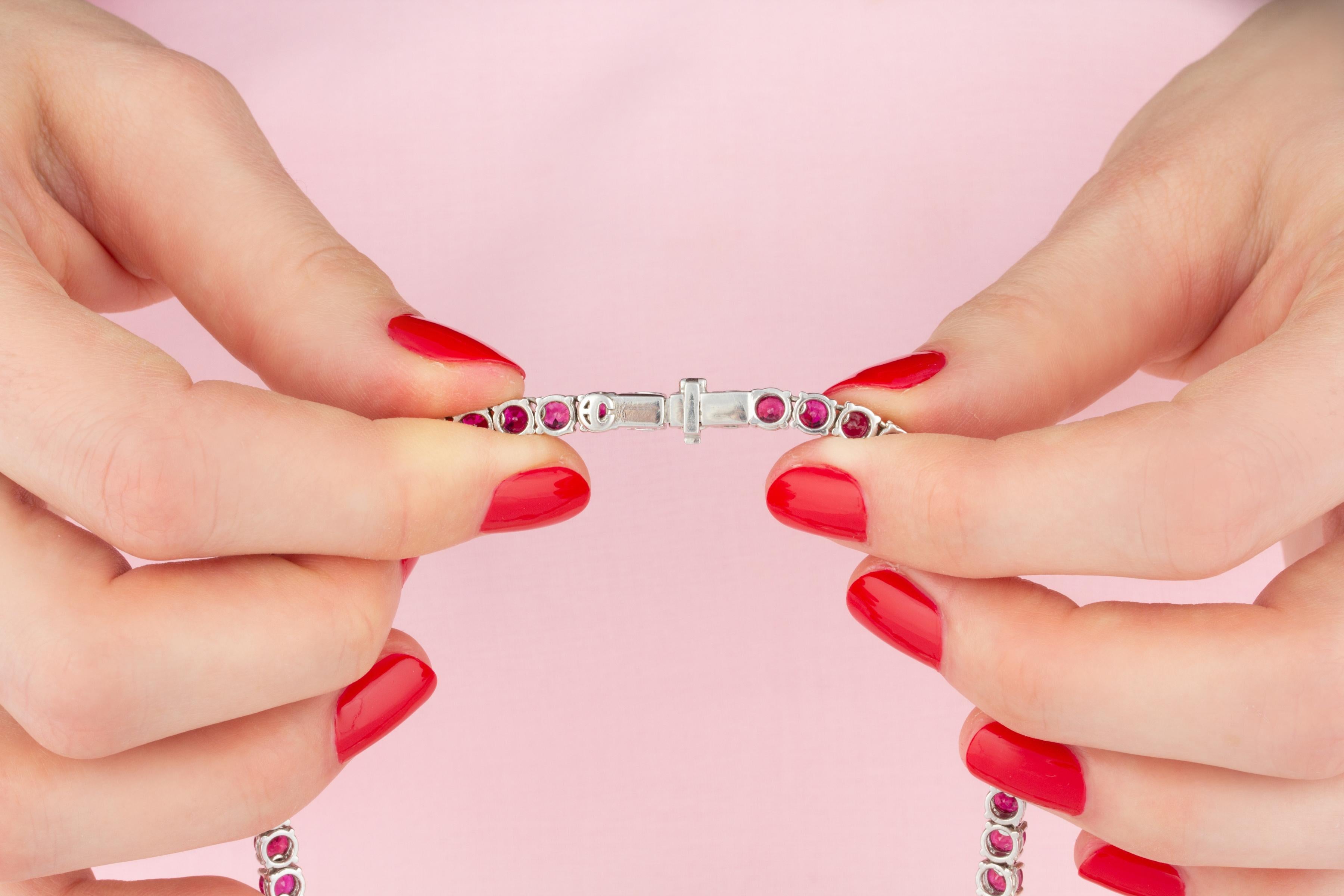 Collar de perlas y diamantes Pendientes Hoja de rubí Diseño de Ella Gafter en venta 5