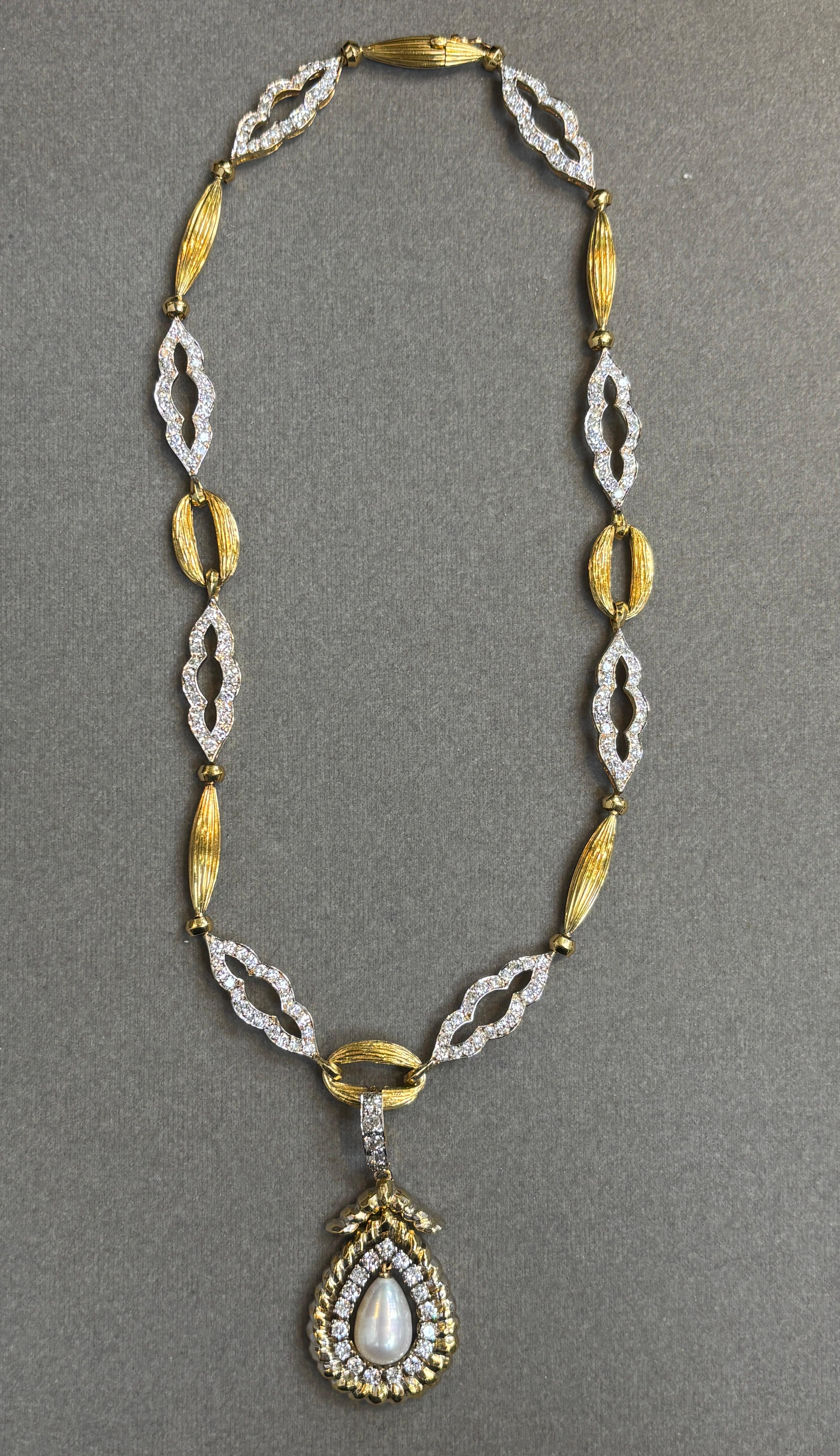 Pearl and Diamond Necklace For Sale 3