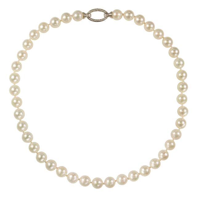 Pearl and Ice Diamond Chain Necklace For Sale at 1stDibs