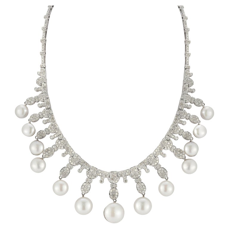 Pearl and Diamond Necklace For Sale at 1stDibs