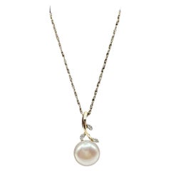 Collier de perles et de diamants en or jaune 10kt - 8.3mm, 0.03ctw, New
