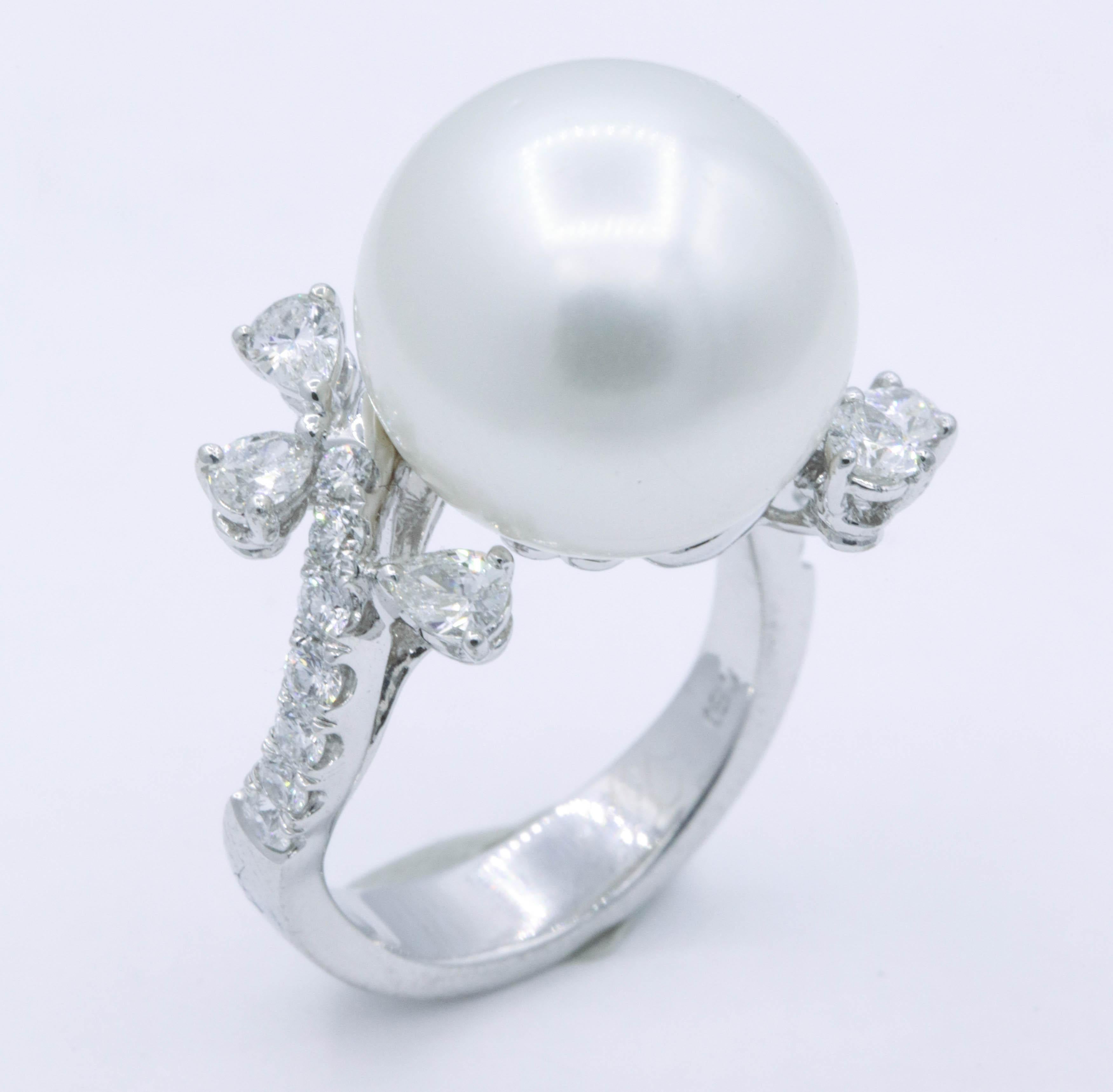 Women's Pearl and Diamond Ring, 0.99 Carat For Sale