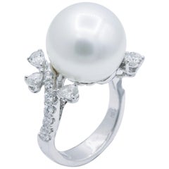 Anillo de perlas y diamantes, 0,99 quilates