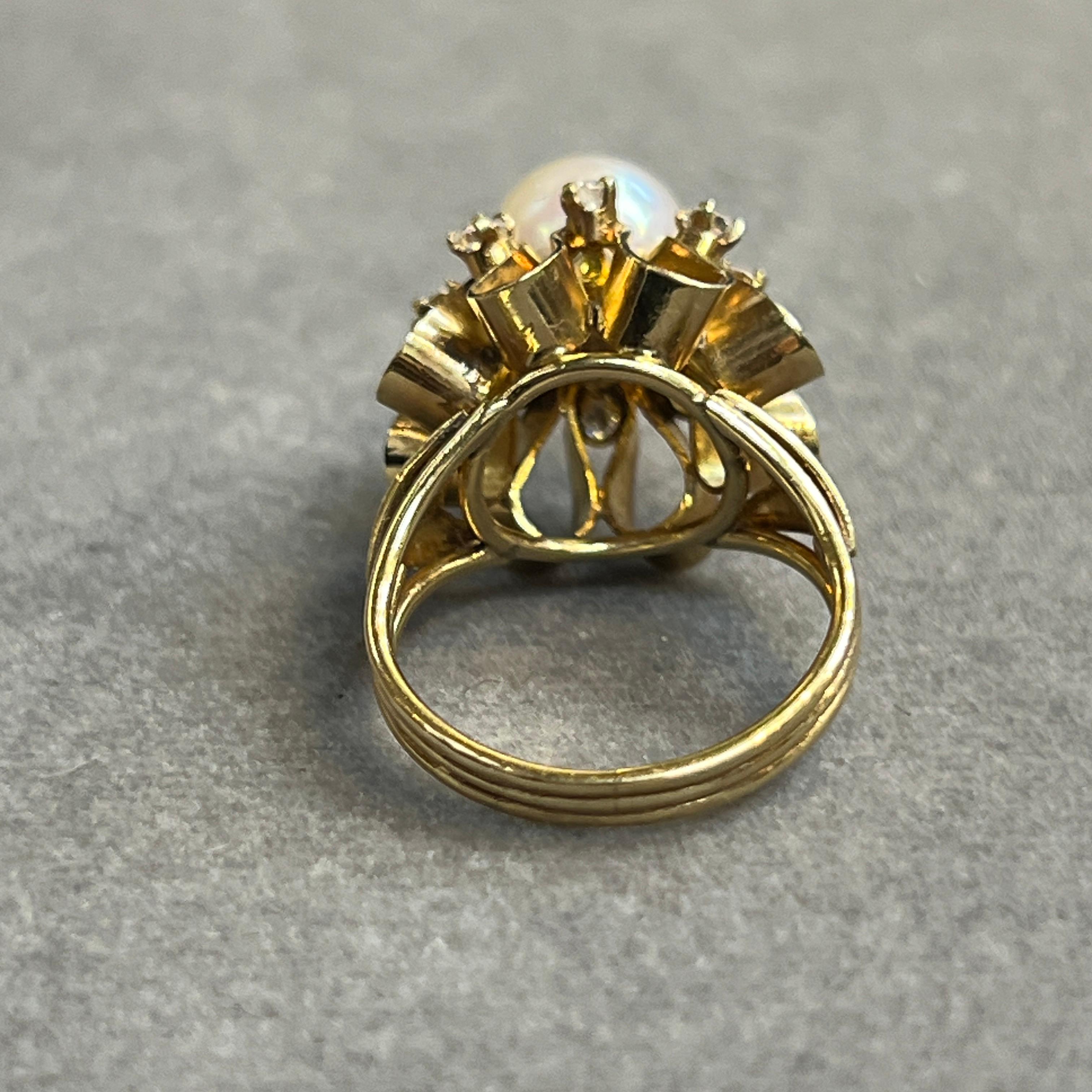 Ring mit Perlen- und Diamanten im Angebot 4