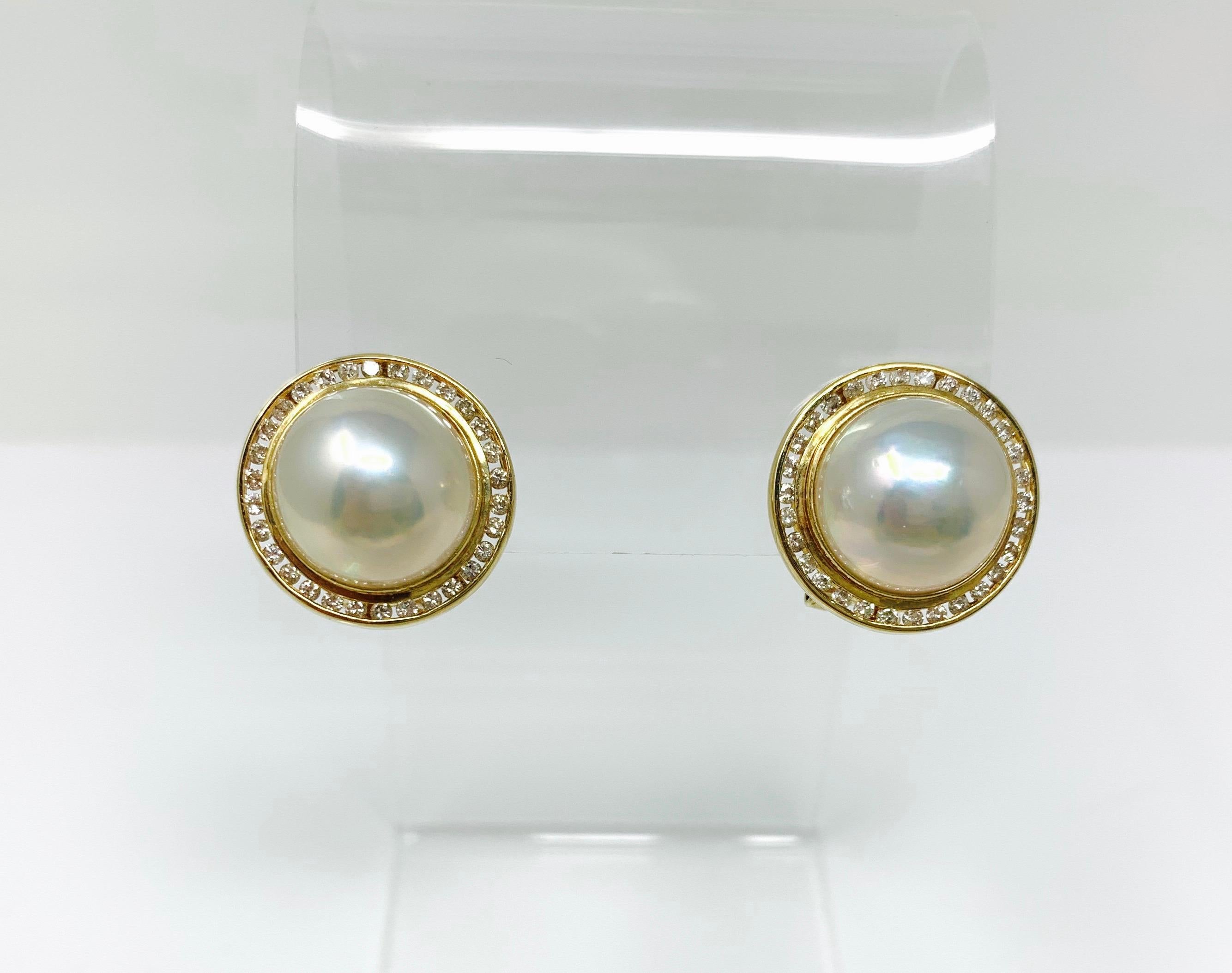 Round Cut Pearl and Diamond Stud Earrings in Yellow Gold For Sale