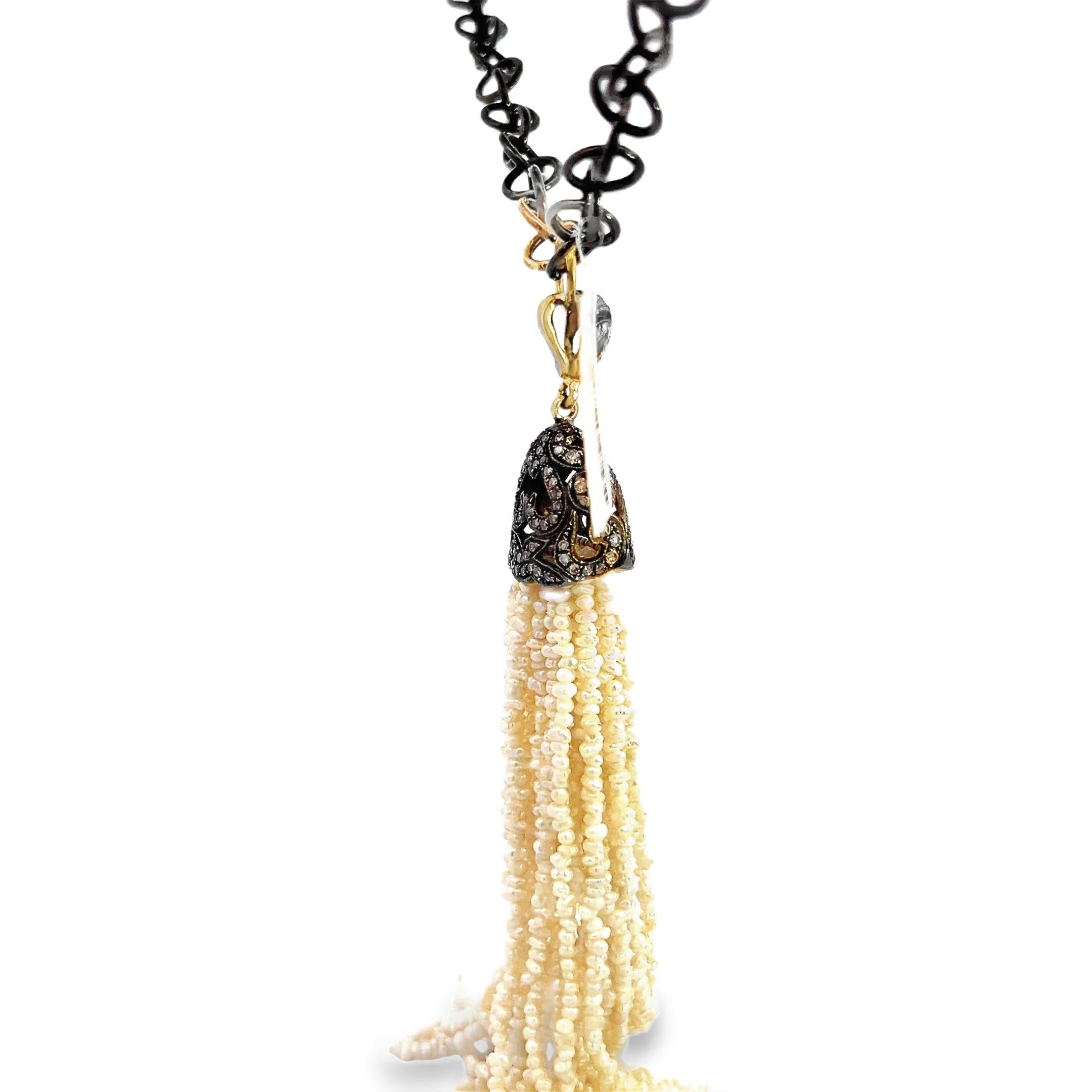 Collier à pompon en perles et diamants Pendentif Unisexe en vente