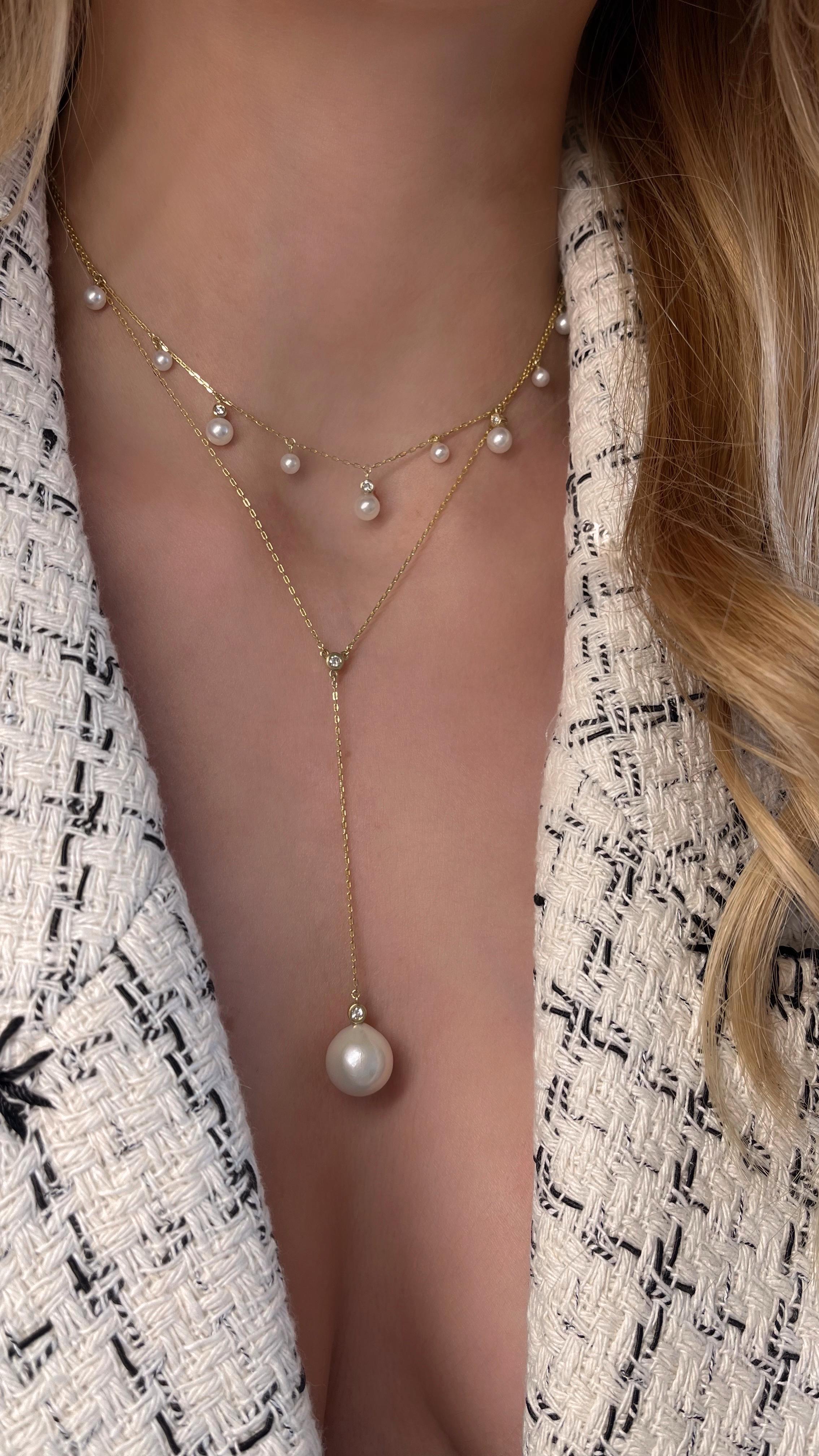 Round Cut Pearls and Diamonds Chain Choker Necklace, 18k Gold For Sale