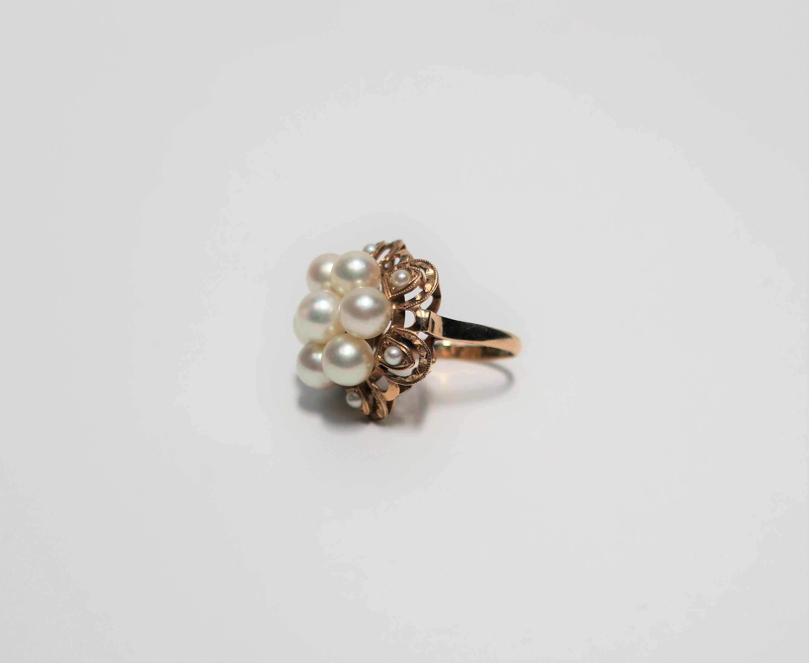 Cocktailring mit Perlen- und Gold-Cluster im Angebot 5