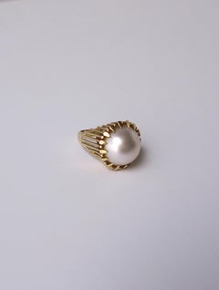 Pearl and Gold Cocktail Ring