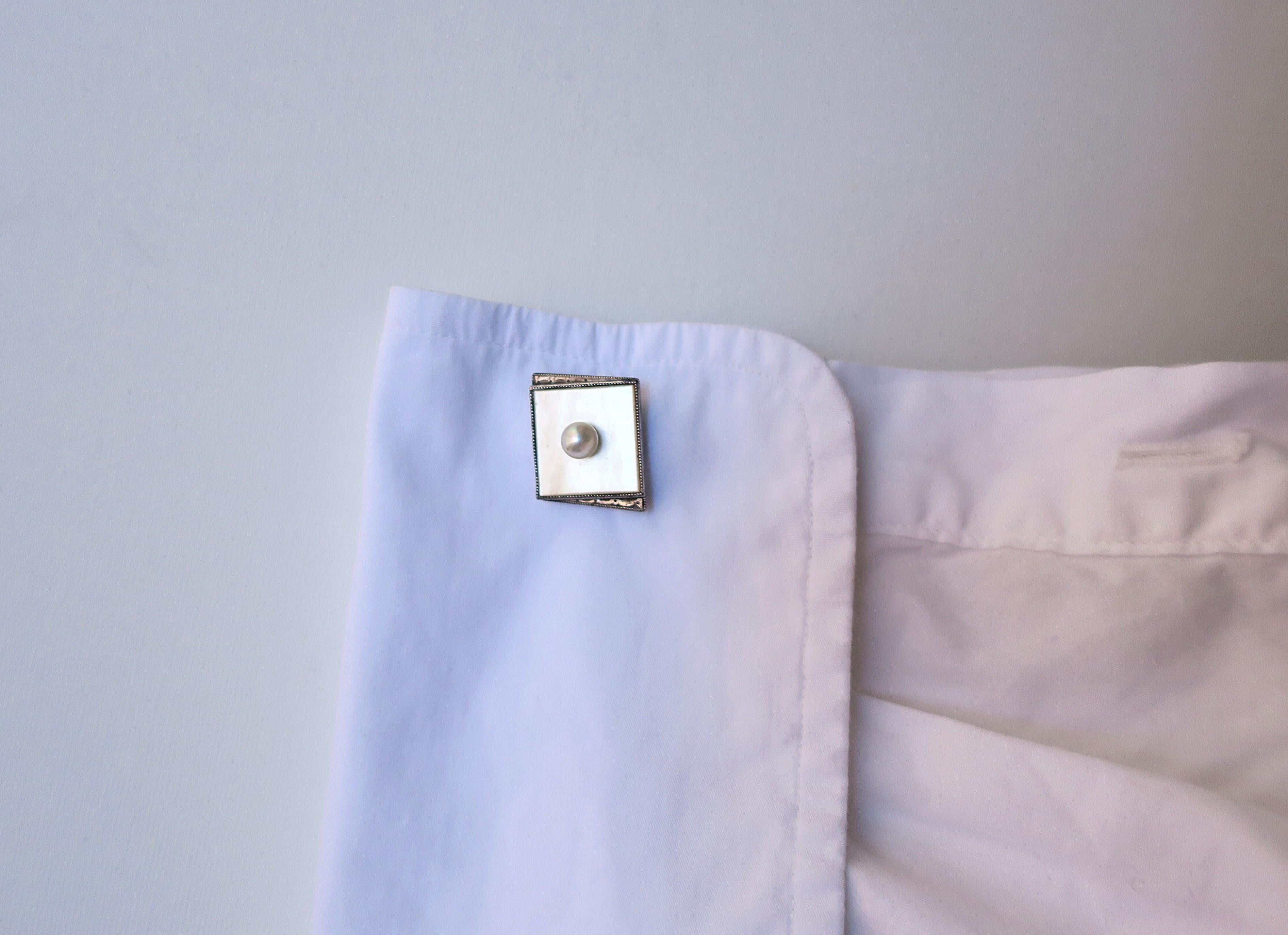Boutons de manchette en perles et nacre Bon état - En vente à New York, NY