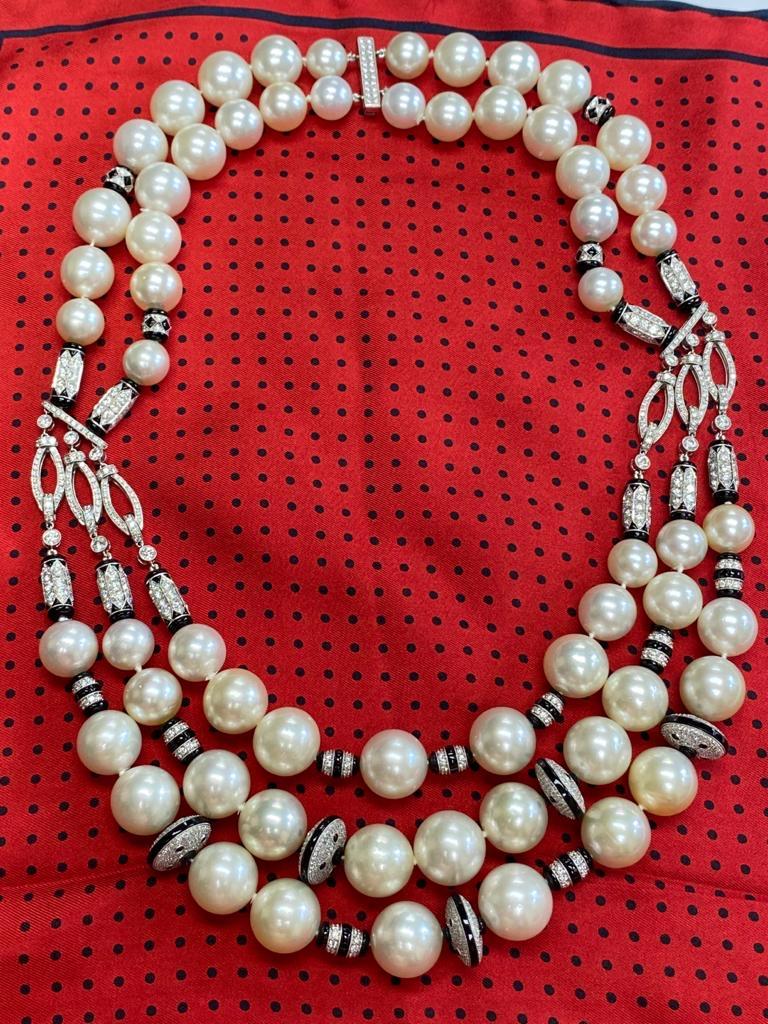 Goshwara Pearl and Onyx Necklace In New Condition For Sale In New York, NY