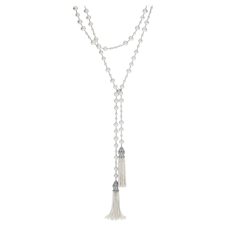 Pearl and White gold Tassel Necklace with Diamonds For Sale at 1stdibs