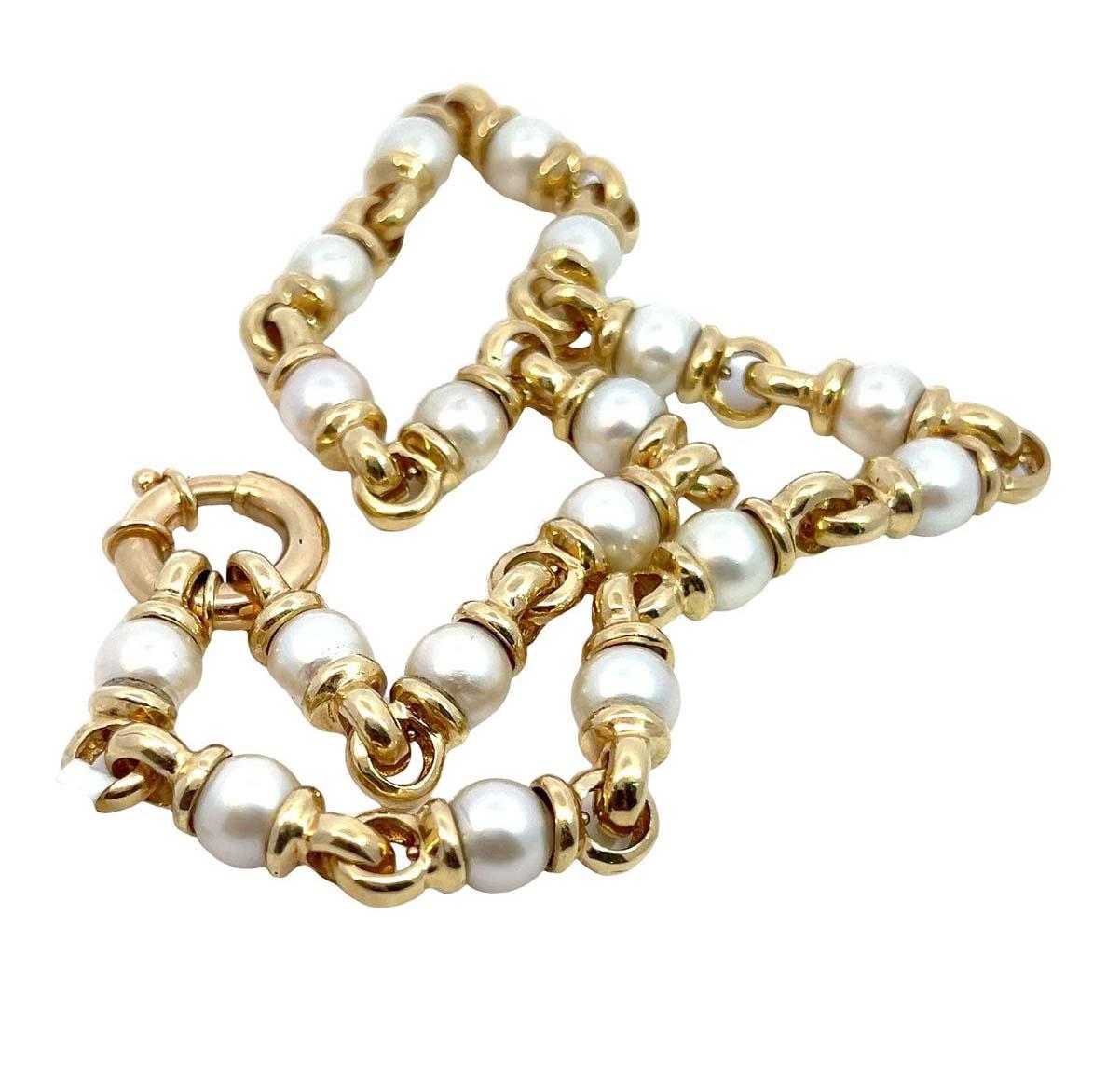  Pearl and Yellow Gold Link Necklace For Sale 2
