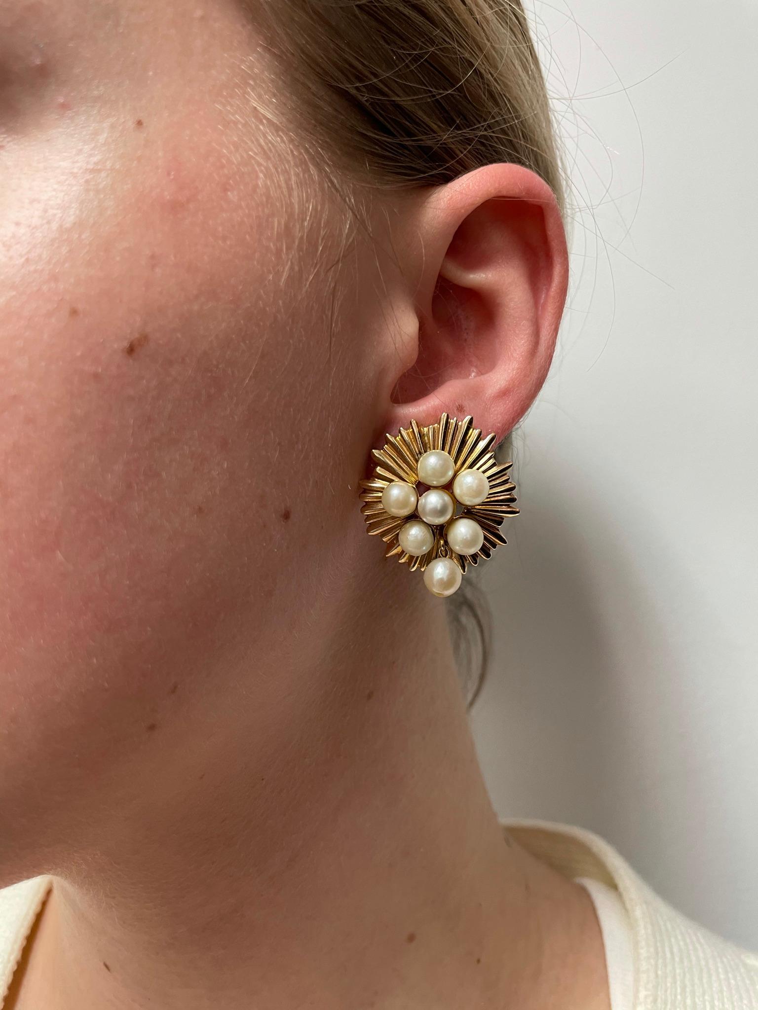 wavy gold earrings