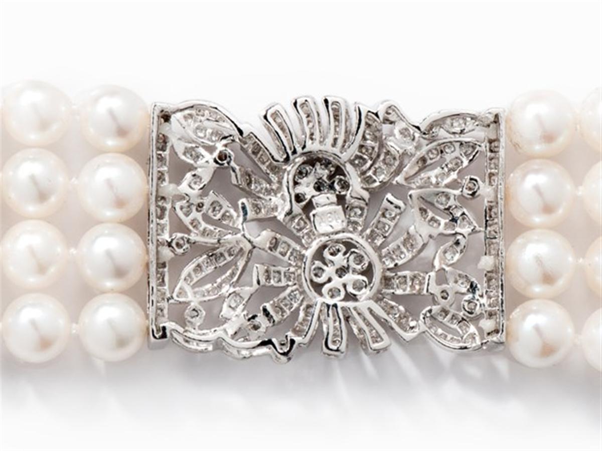 Pearl Bracelet with Diamonds, 18 Carat White Gold In New Condition In Bad Kissingen, DE