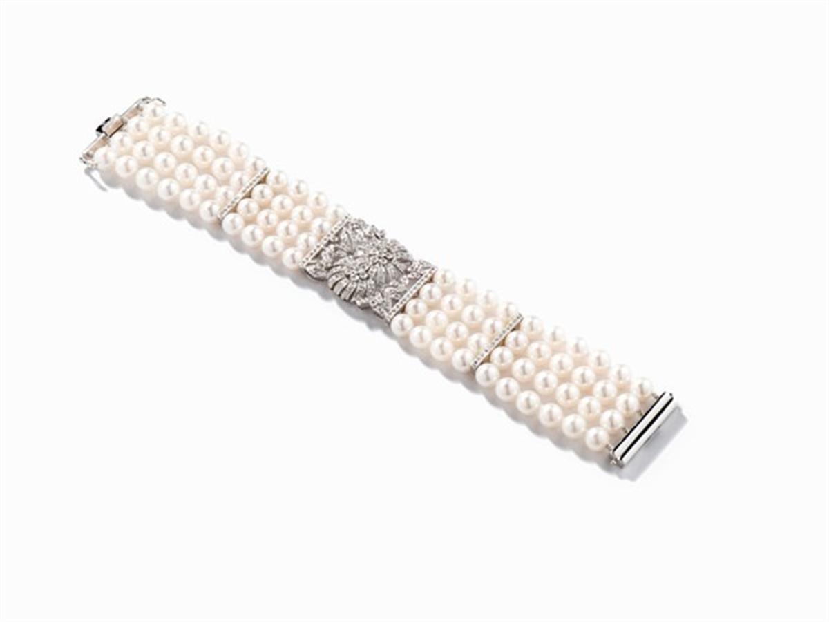 Pearl Bracelet with Diamonds, 18 Carat White Gold 3