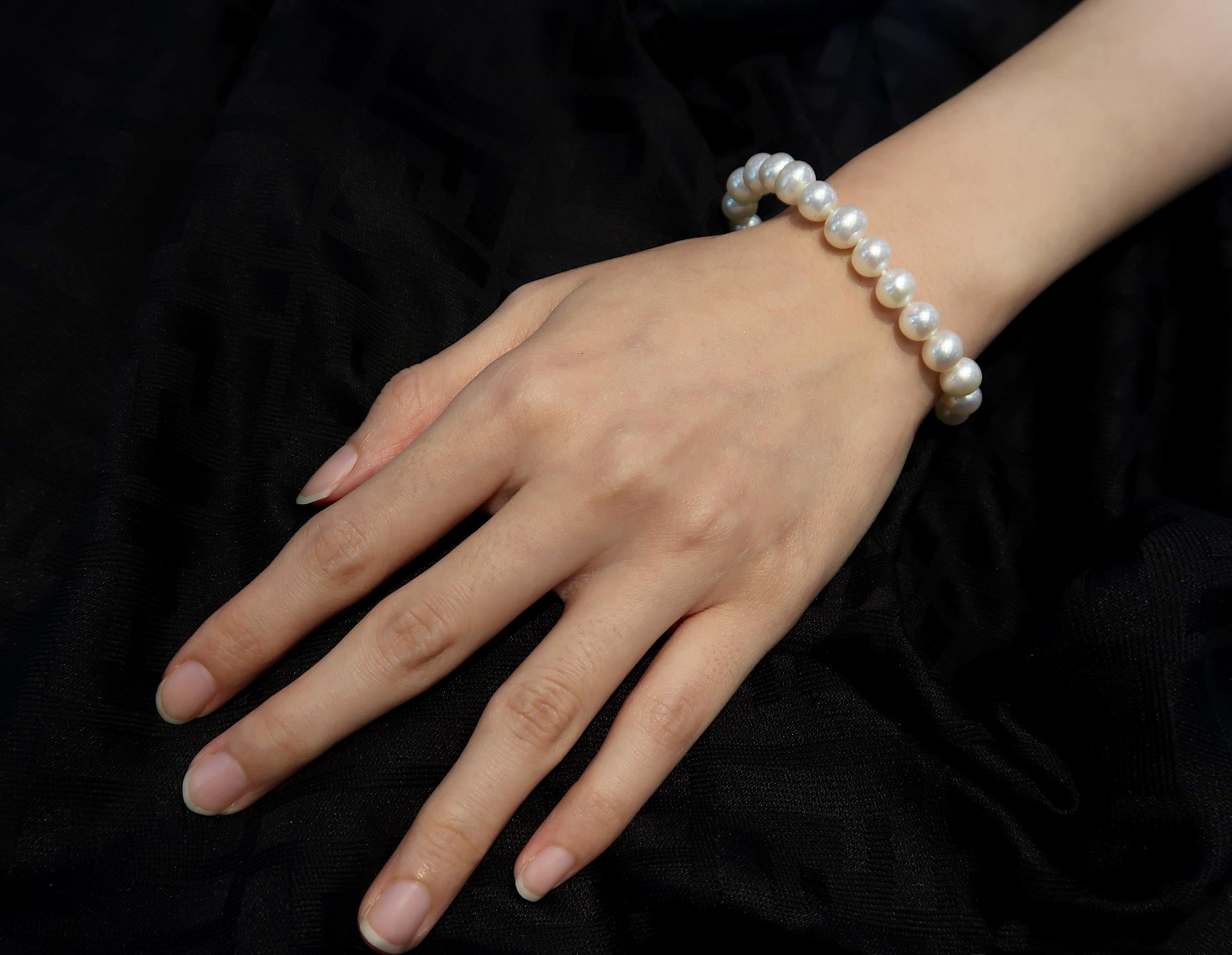 silver clasp bracelet