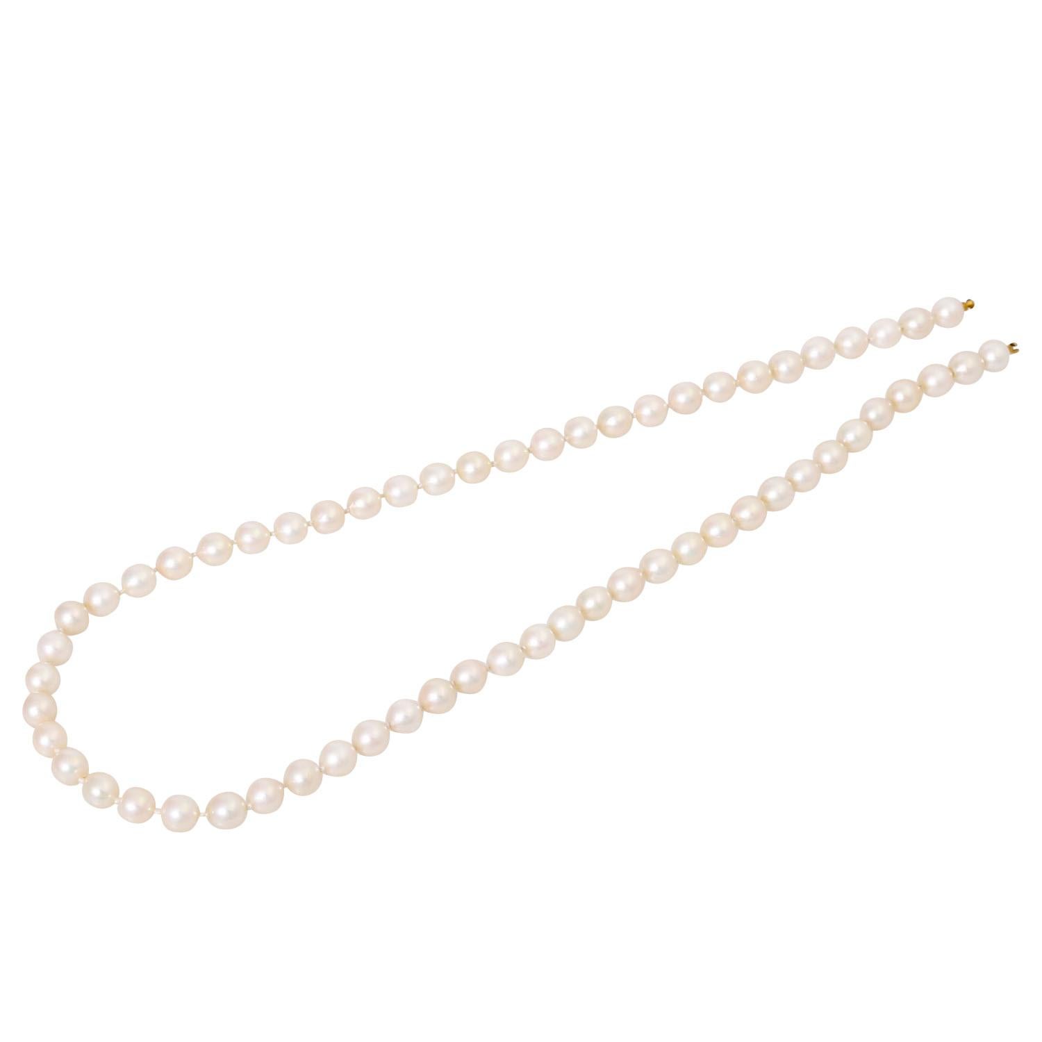 Modern Pearl Chain For Sale