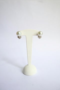 Pearl Clip Earrings 18 Carat White Gold Set with Diamonds