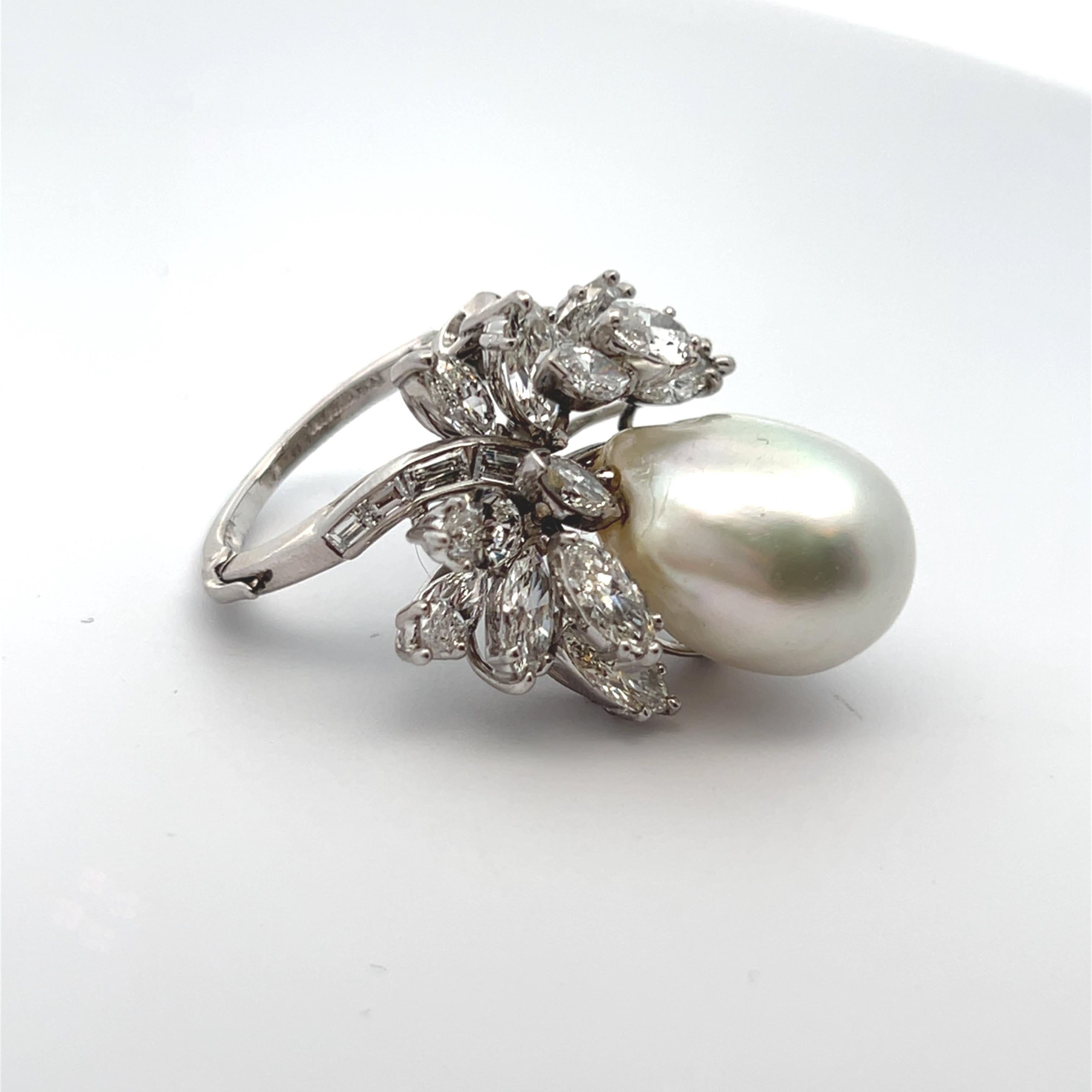 Pearl Cocktail Ring In Excellent Condition For Sale In New York, NY