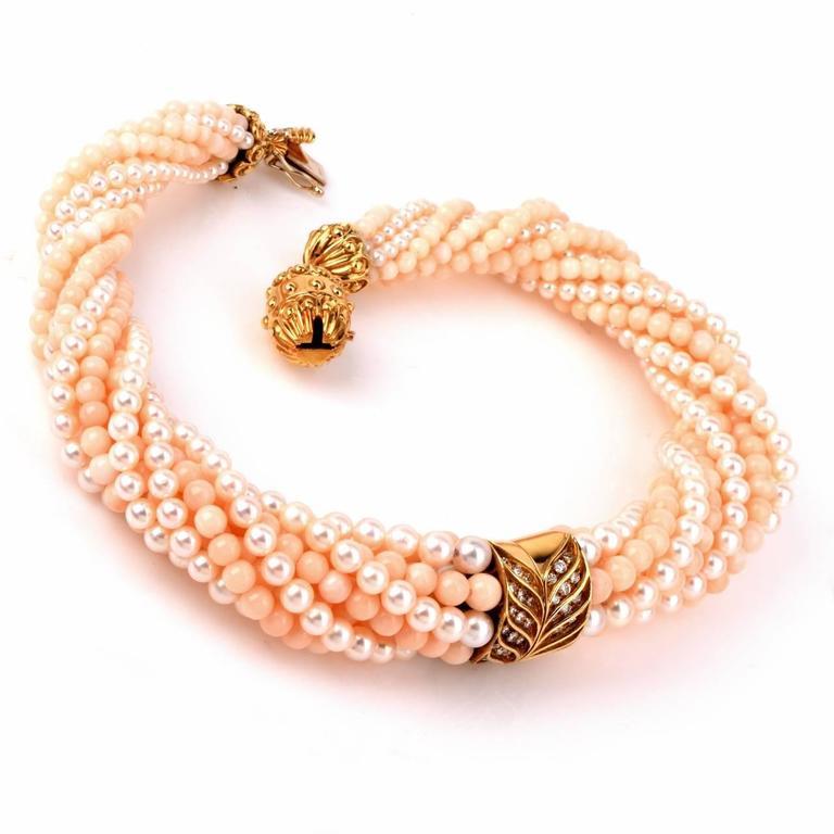 Round Cut Pearl Coral Beads Diamond 18 Karat Gold Choker Necklace