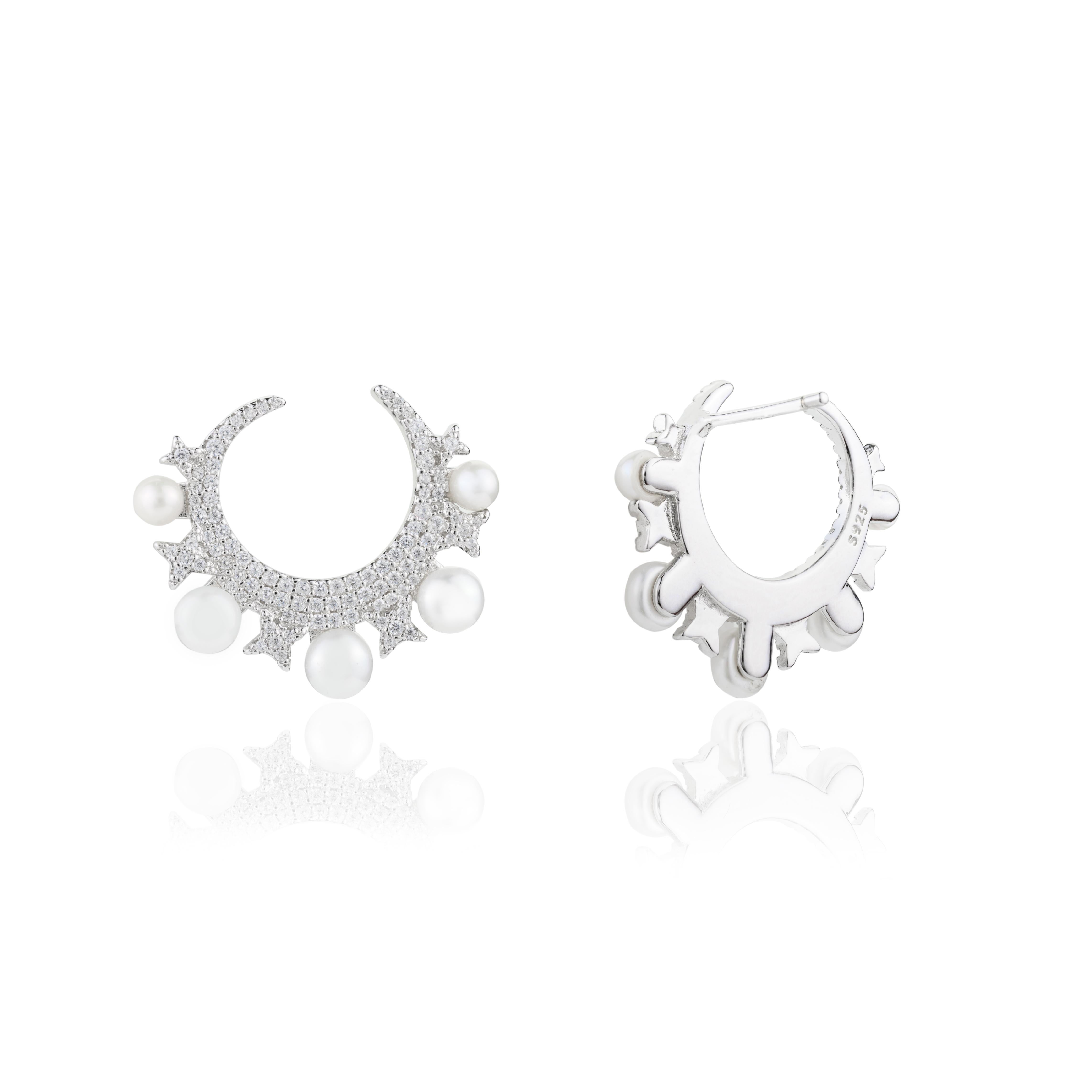 Pearl Cubic Zirconia Big Half Moon Pushback Earrings Gift for Her in 925 Silver In New Condition For Sale In New York, NY