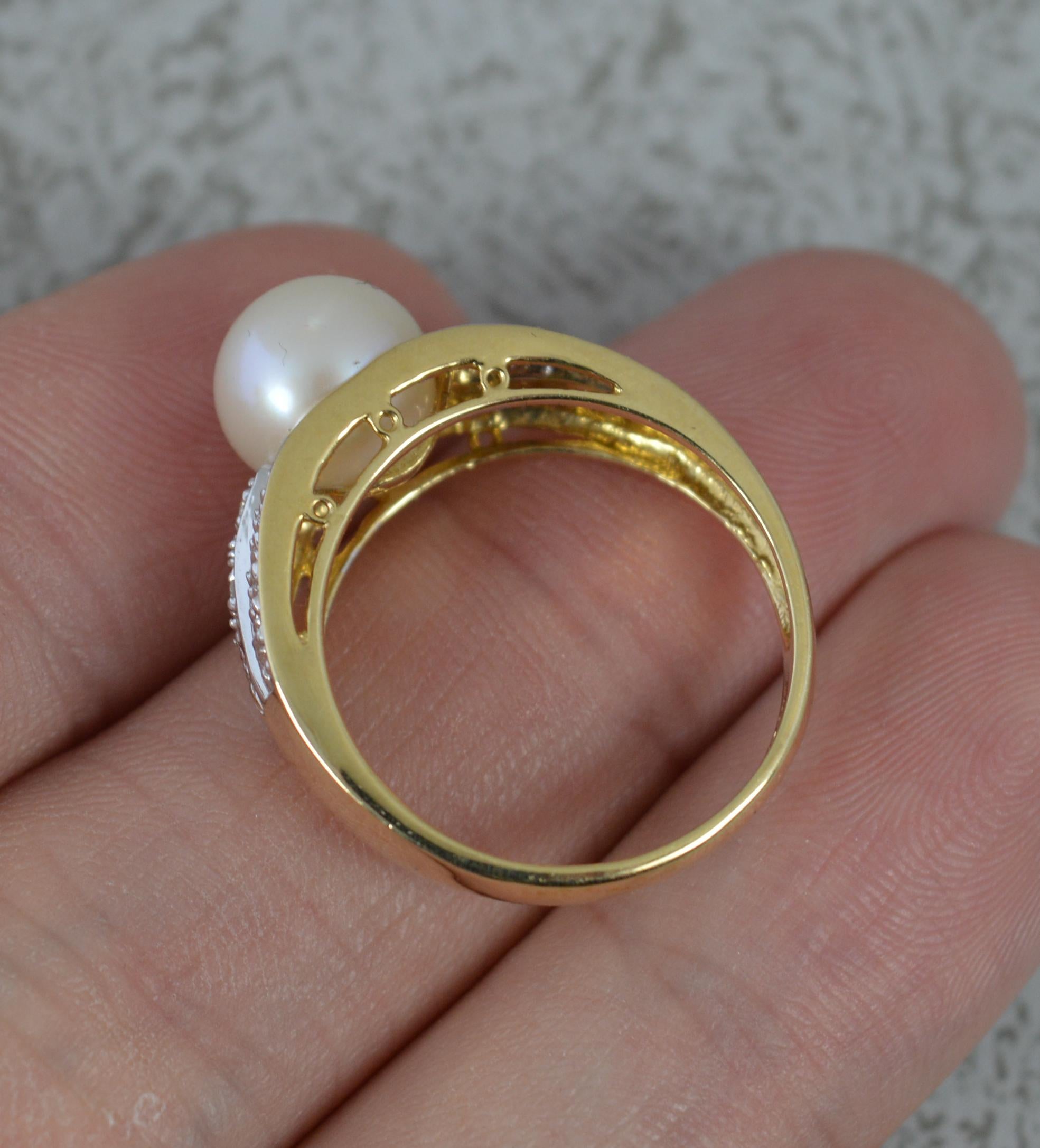 Round Cut Pearl Diamond 14ct Gold Ring For Sale