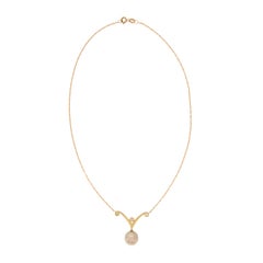 Pearl Diamond 18 Karat Yellow Gold Pendant Necklace