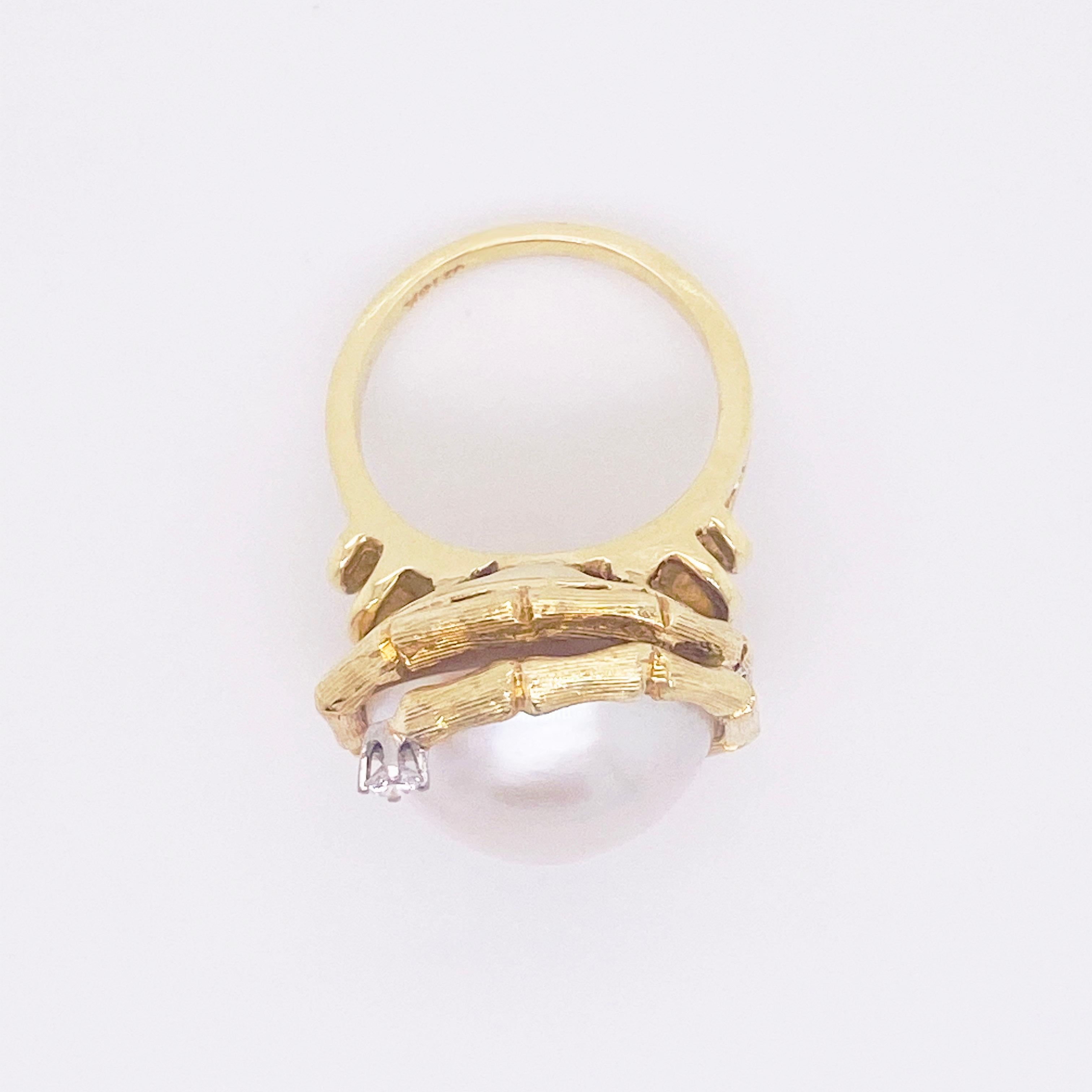 Women's 18 Karat Pearl Diamond Yellow Gold Ring, 18 Karat, Genuine Mabe Pearl Ring  For Sale