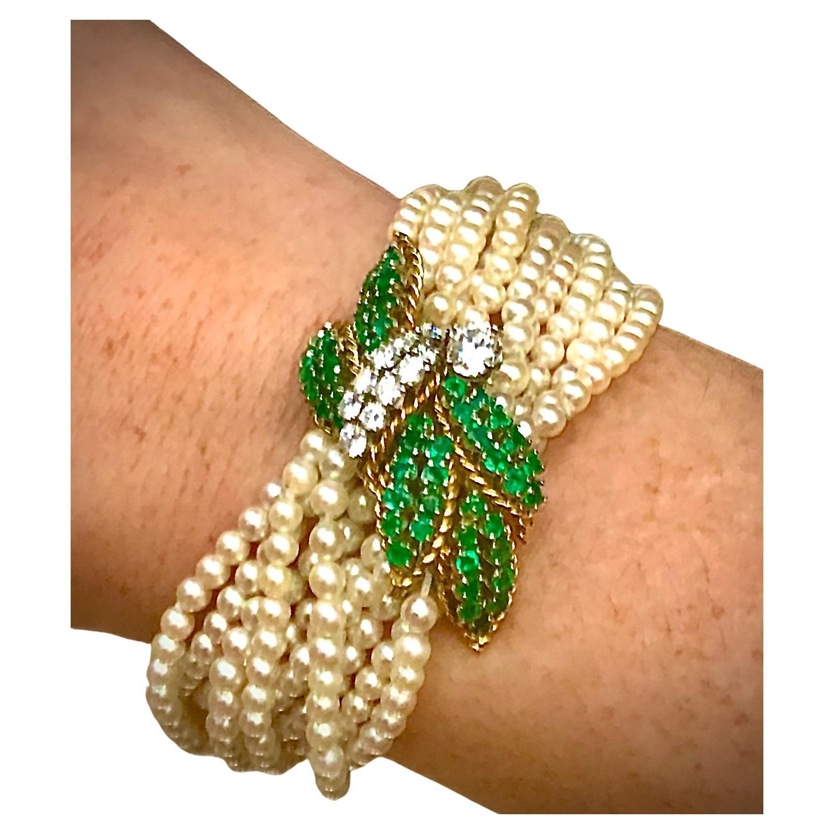 Pearl diamond and emerald bracelet For Sale