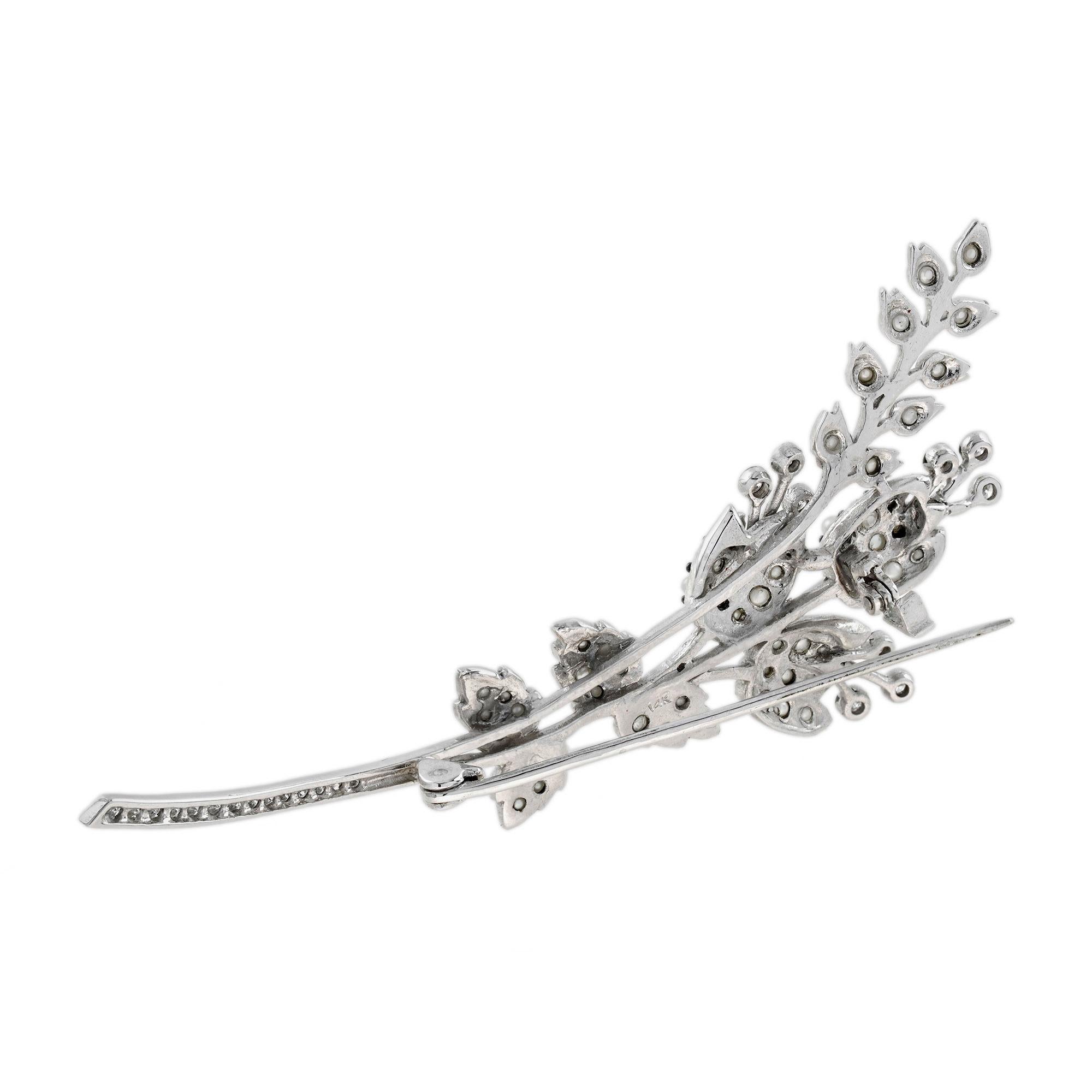 Taille ronde Broche en or blanc 14K Bouquet de perles et de diamants Branch Floral Flower Autumn en vente