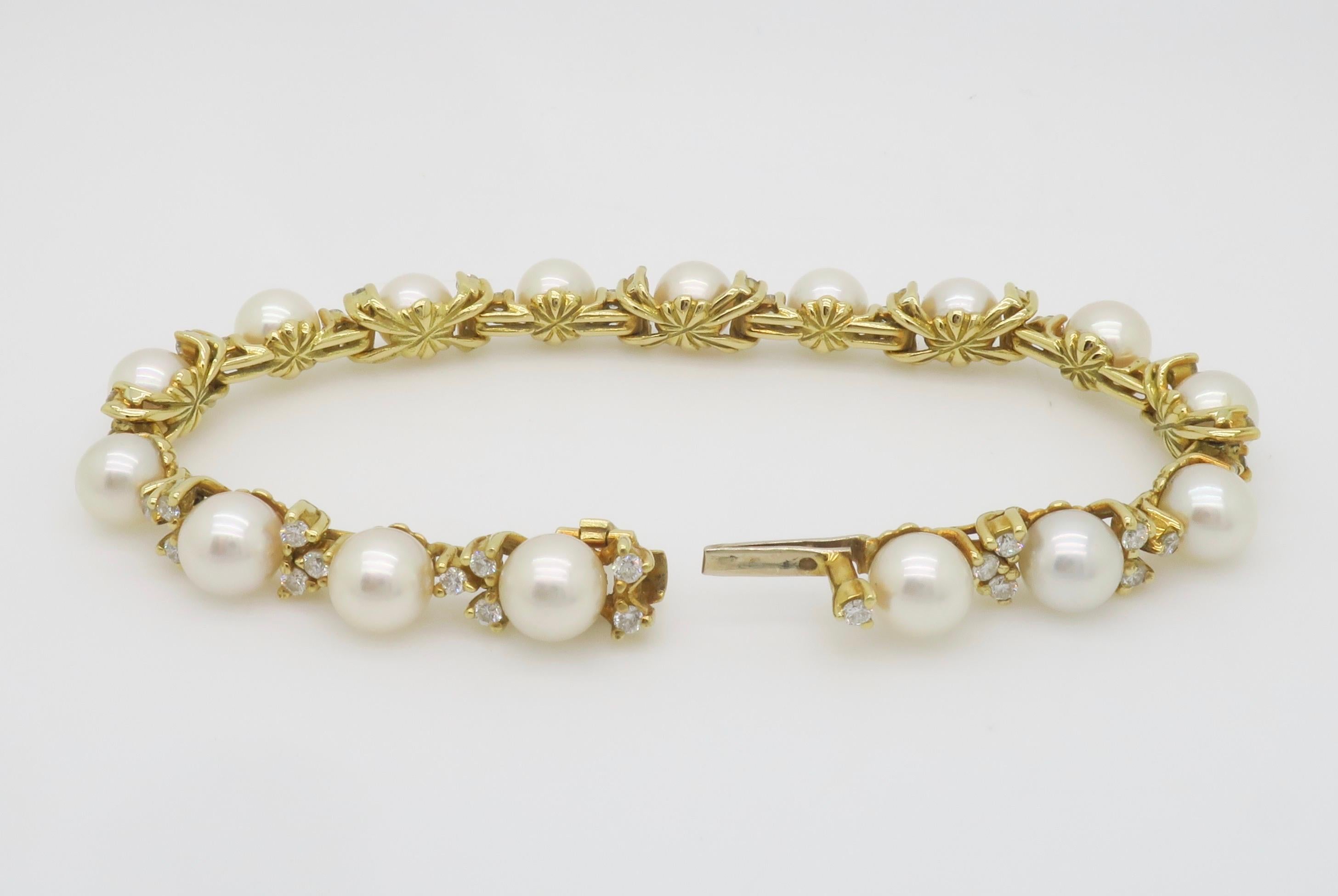 Pulsera de Perlas y Diamantes de Oro Amarillo de 18k en venta 5