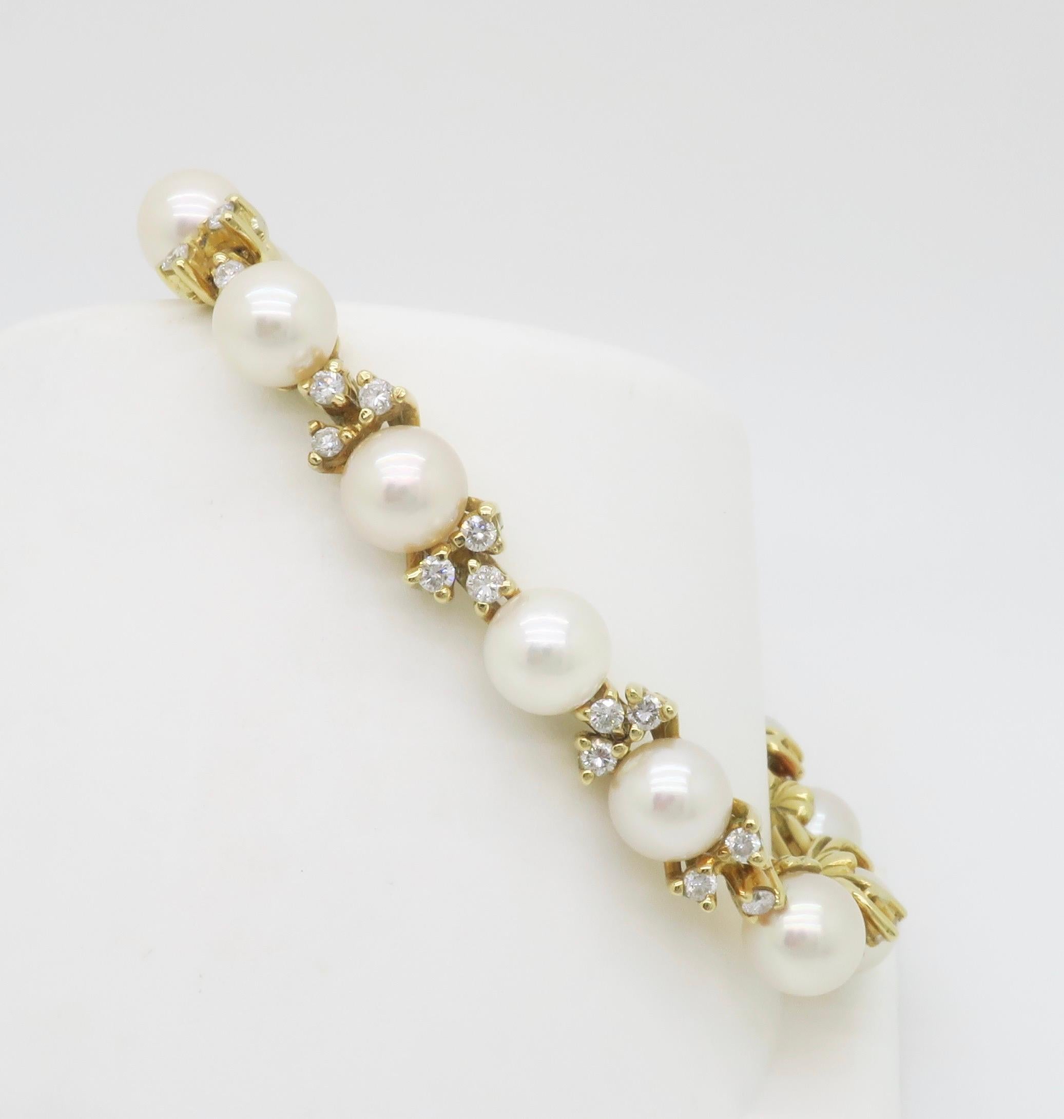 Pulsera de Perlas y Diamantes de Oro Amarillo de 18k en Excelente estado para la venta en Webster, NY