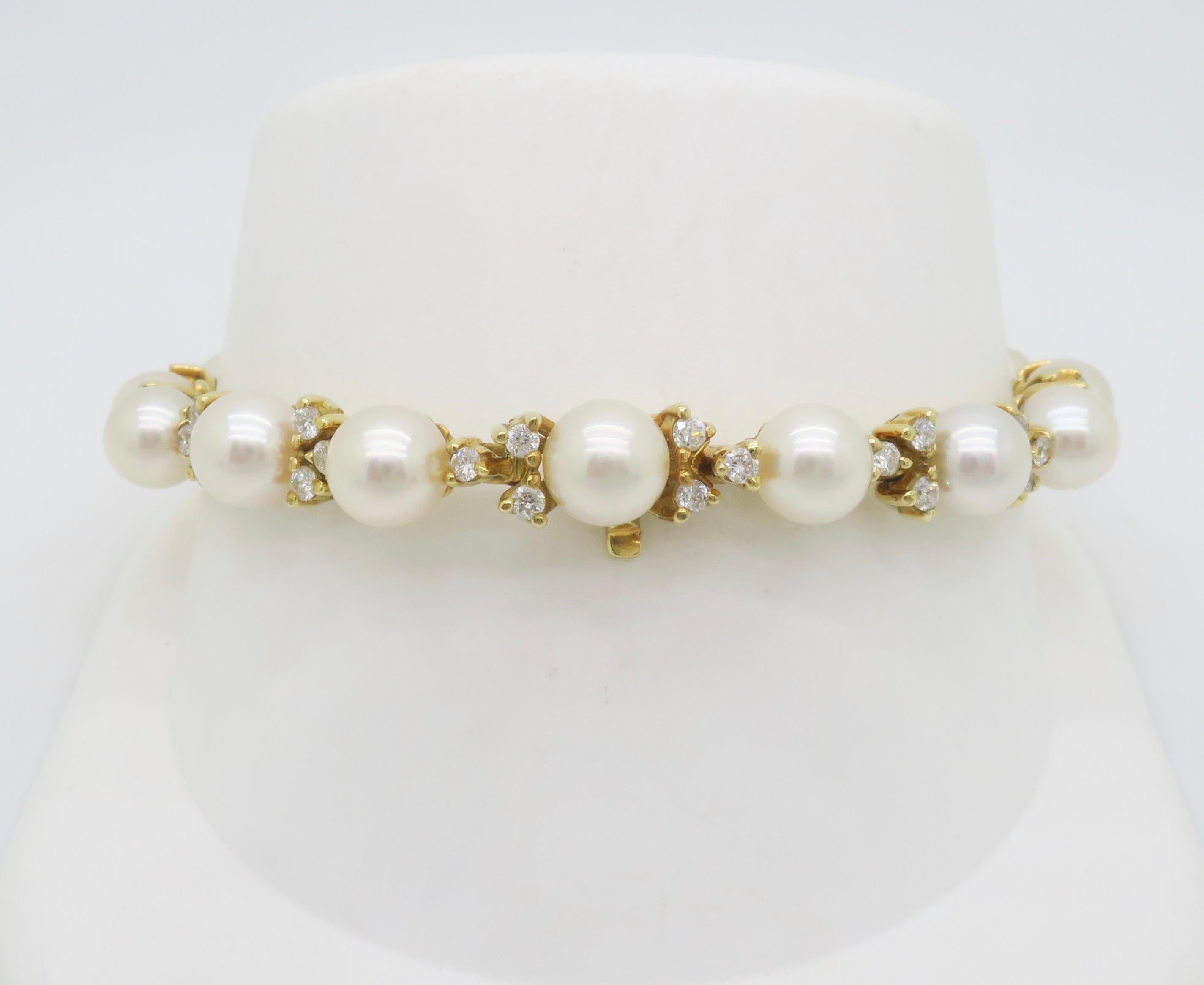Pulsera de Perlas y Diamantes de Oro Amarillo de 18k en venta 2