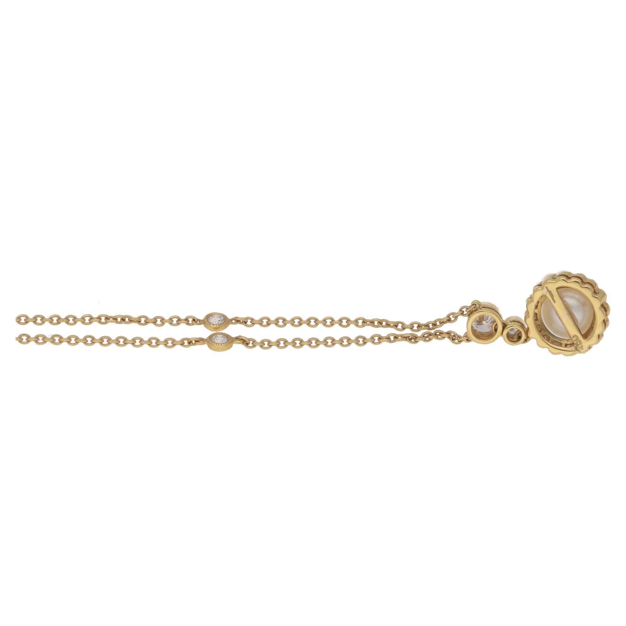 Pearl and Diamond Cluster Necklace in 18 Karat Yellow Gold In Good Condition In London, GB