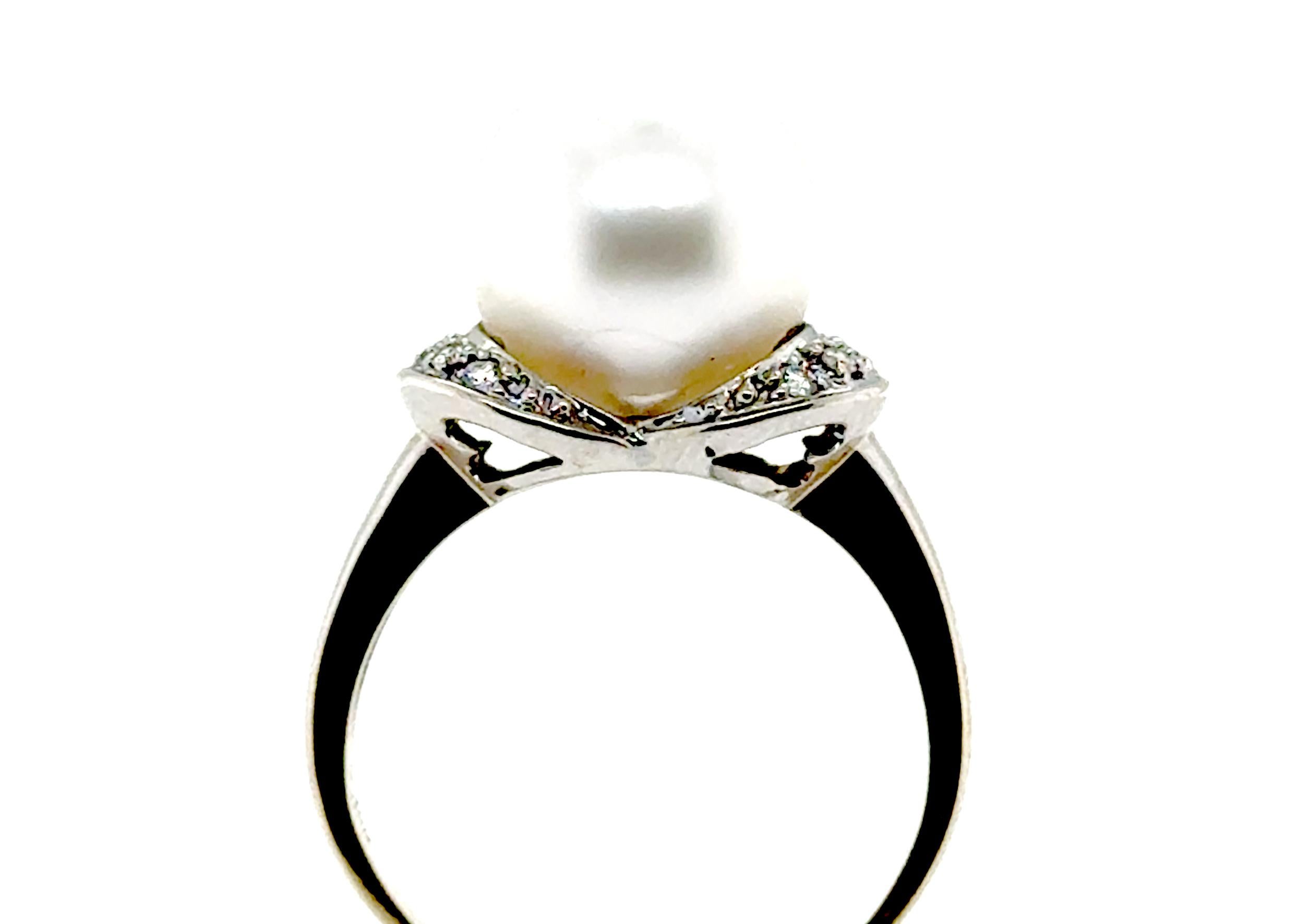 Round Cut Pearl Diamond Cocktail Statement Ring 18K White Gold Natural 11.5mm Pearl .20ct